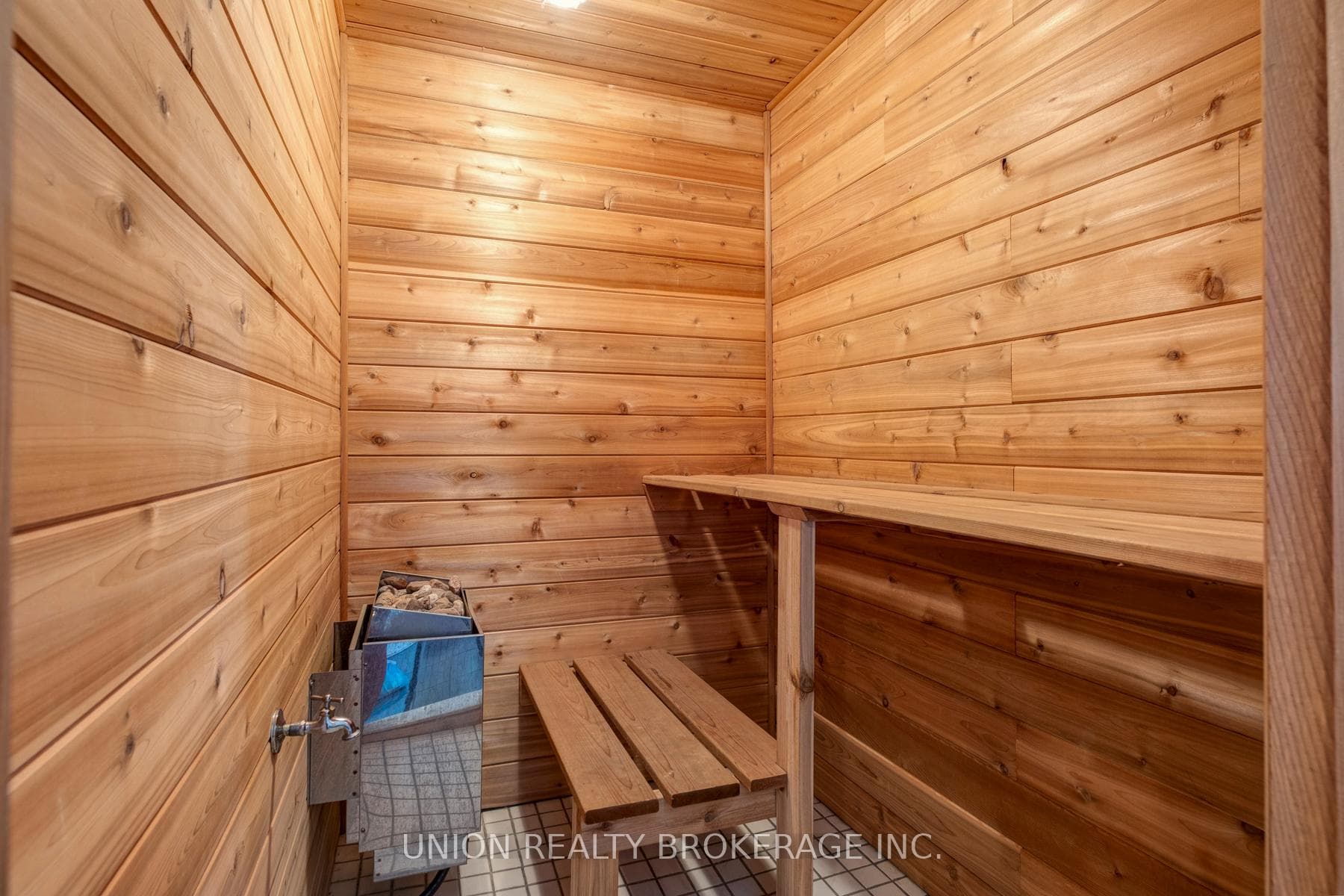 68 Scarden Avenue photo 33