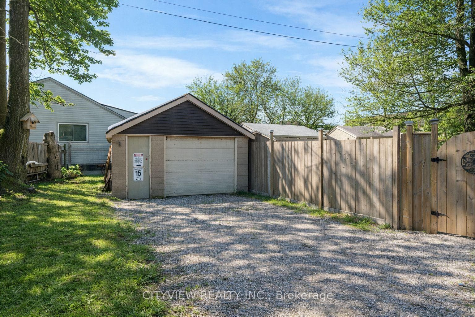 382 Beach Road photo 38