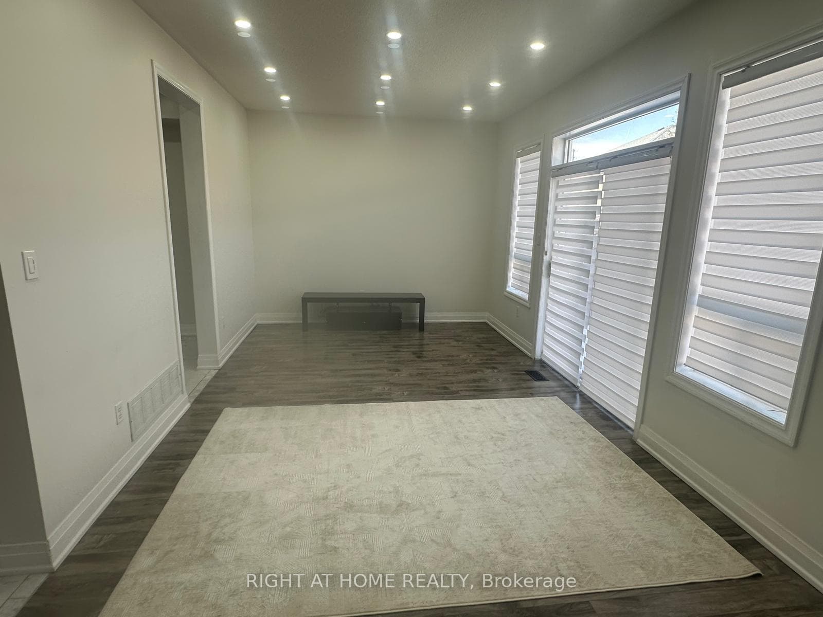 1015 Mccuaig Drive photo 5