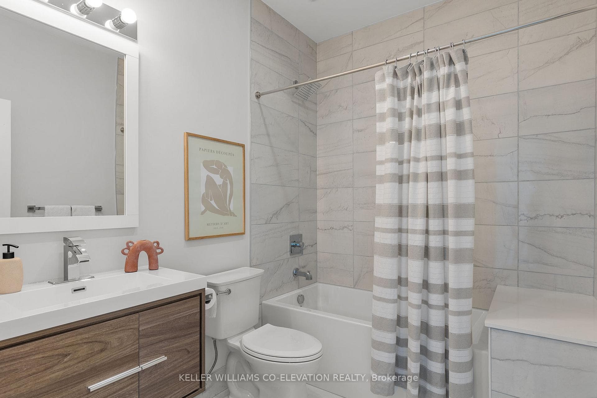 883 Cosburn Avenue photo 33