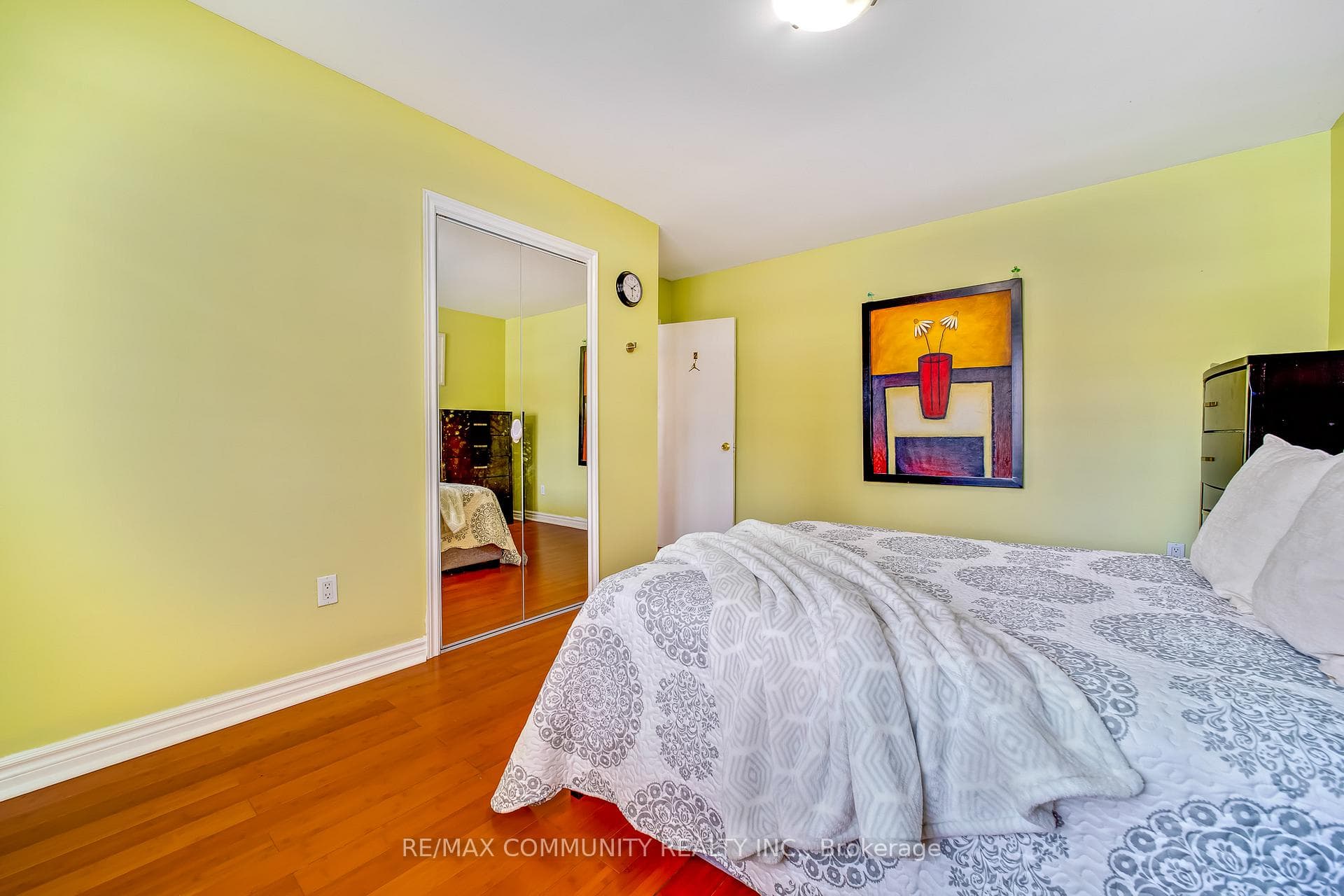 24 Hurley Crescent photo 19