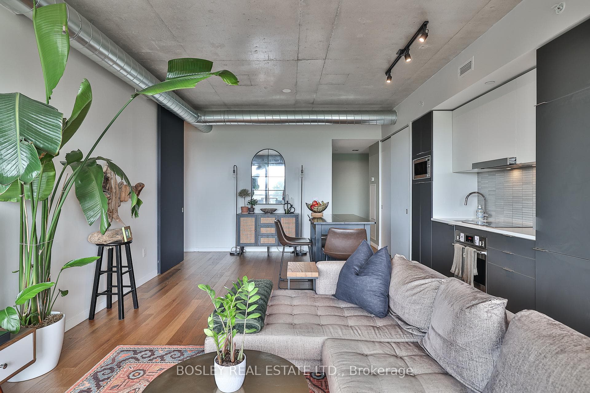 170 Bayview Avenue Unit 515 photo 9