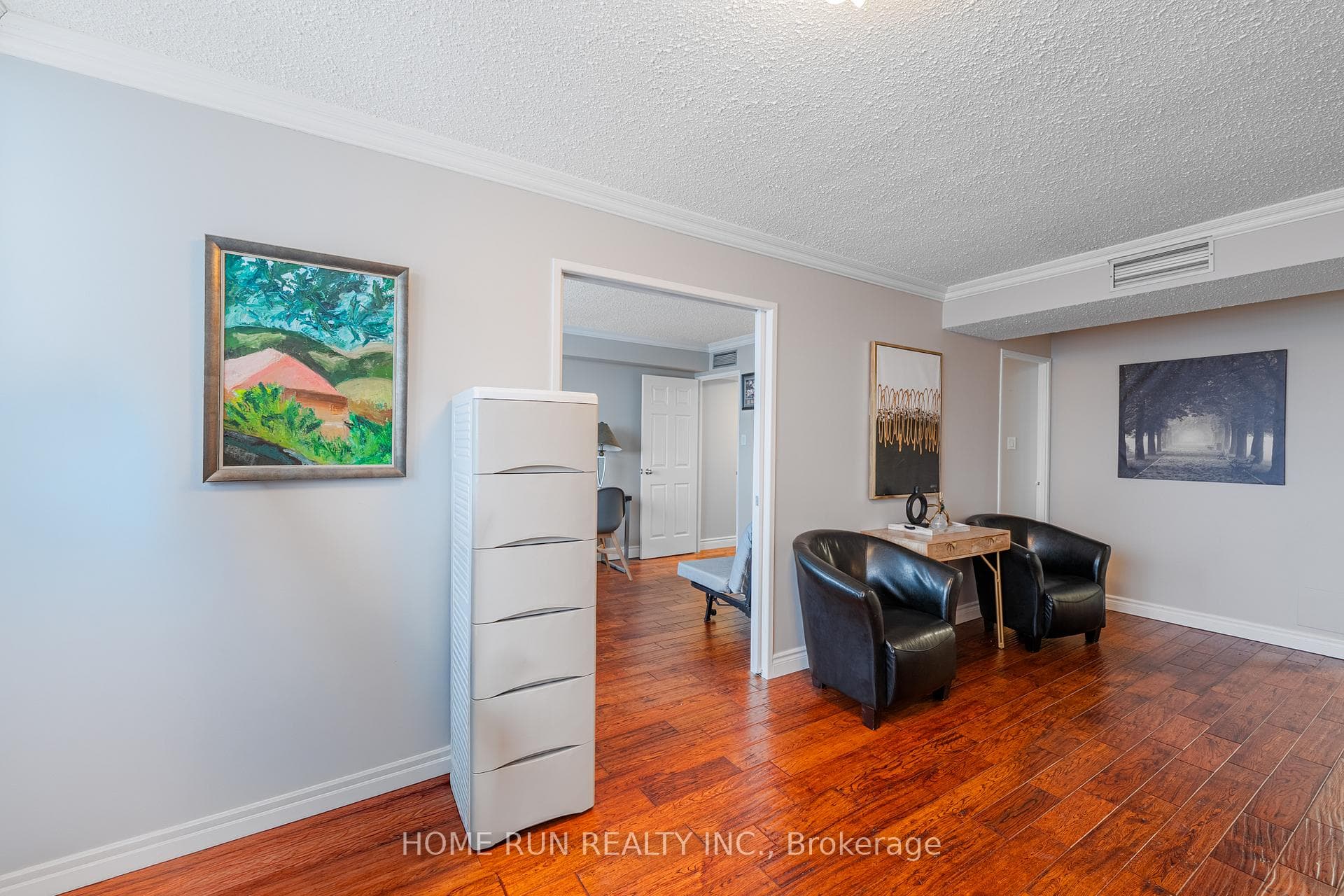 530 LAURIER Avenue Unit 1503 photo 32