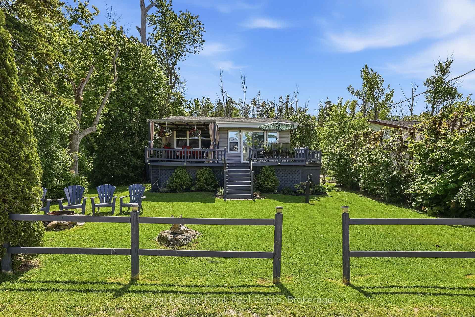 18 Armstrong Avenue photo 43