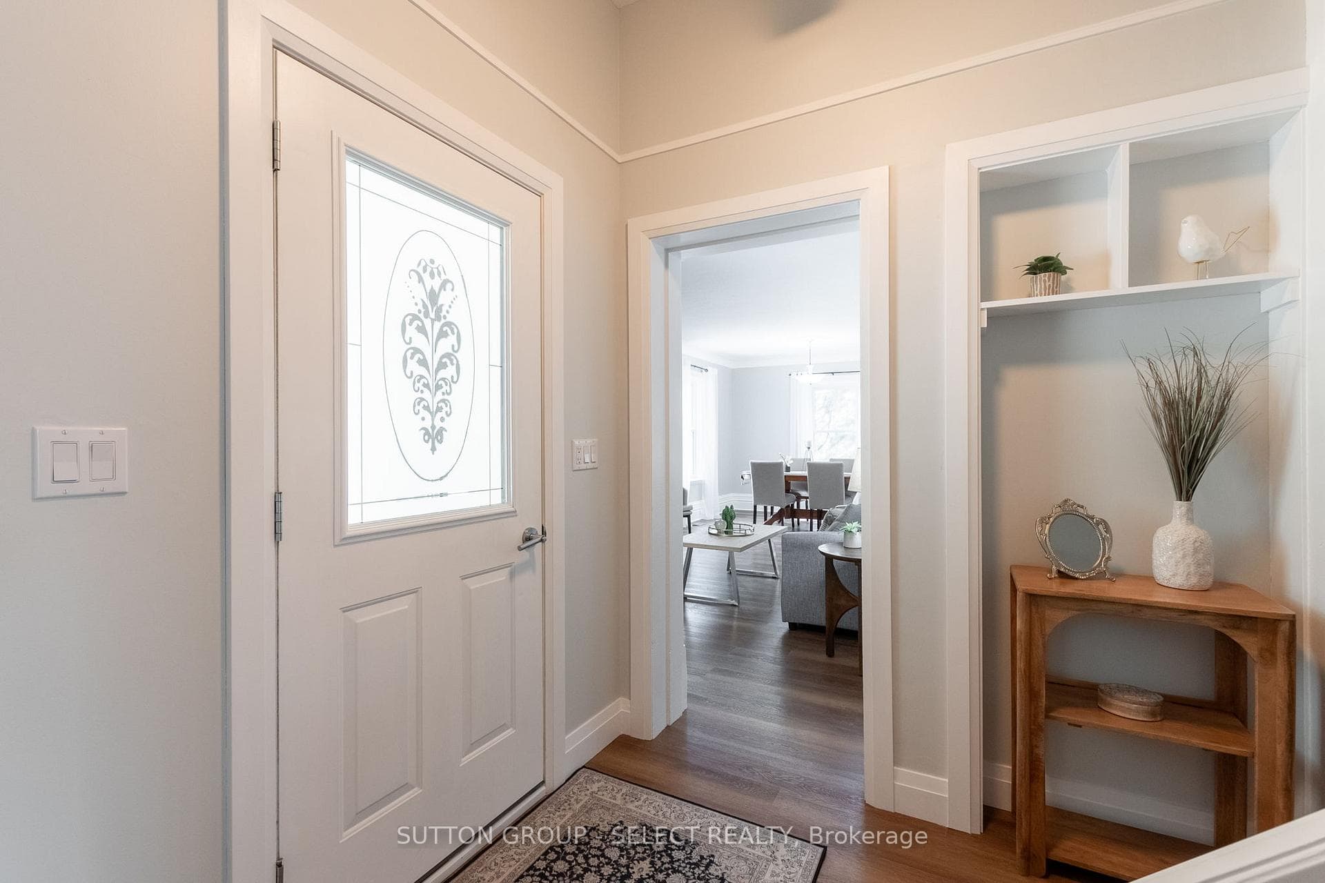 10086 Hedley Drive photo 6