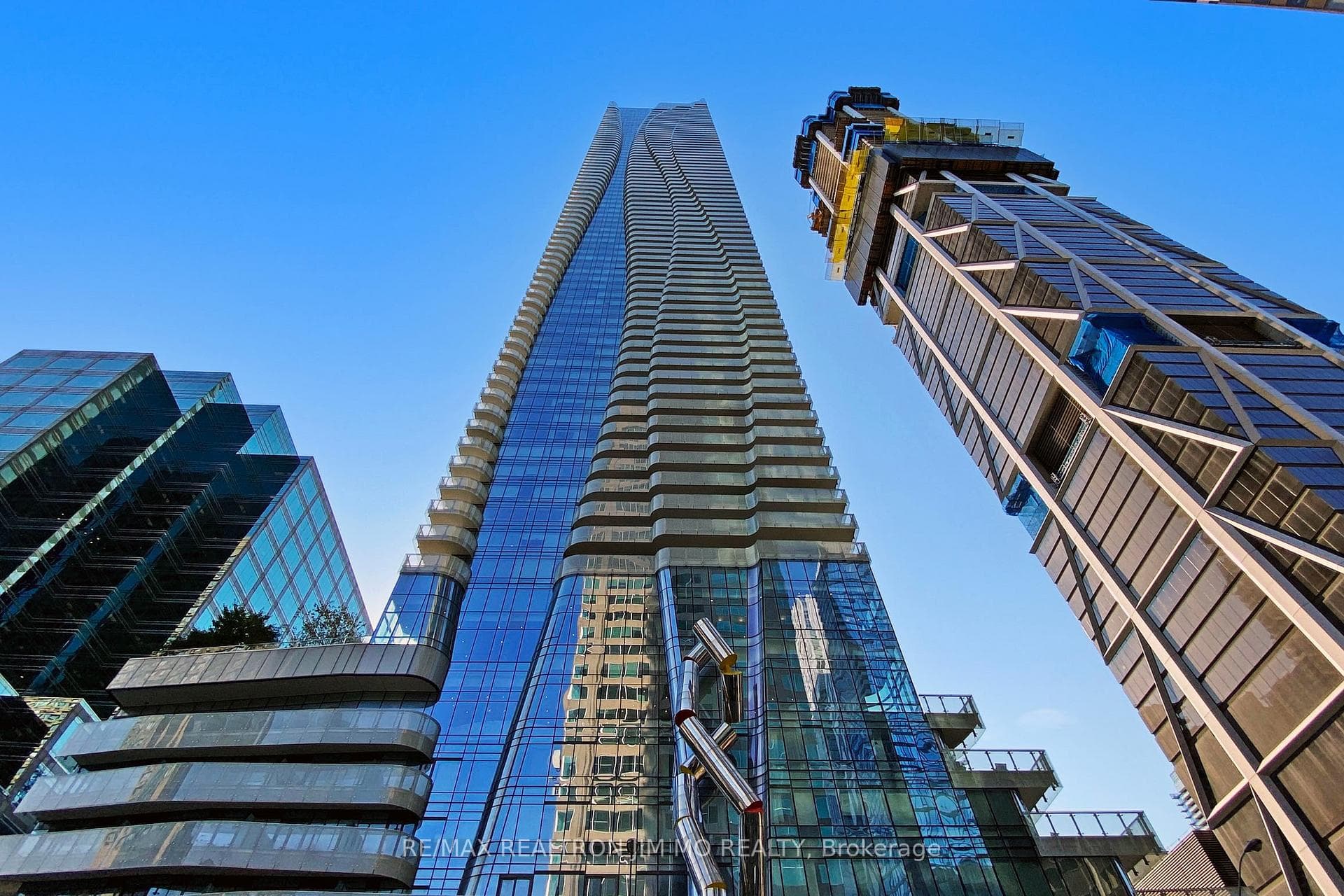1 Bloor Street Unit 2304 photo 1