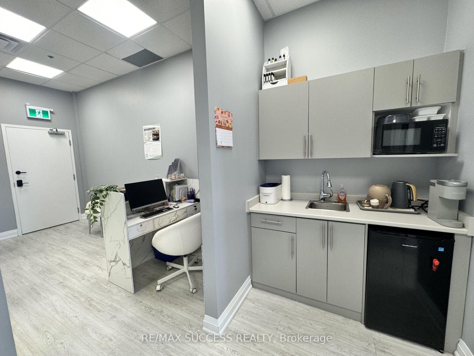 3465 Platinum Drive Unit 209 photo 5