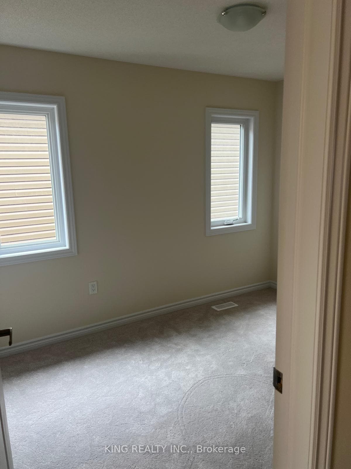127 SANDERS Road photo 19
