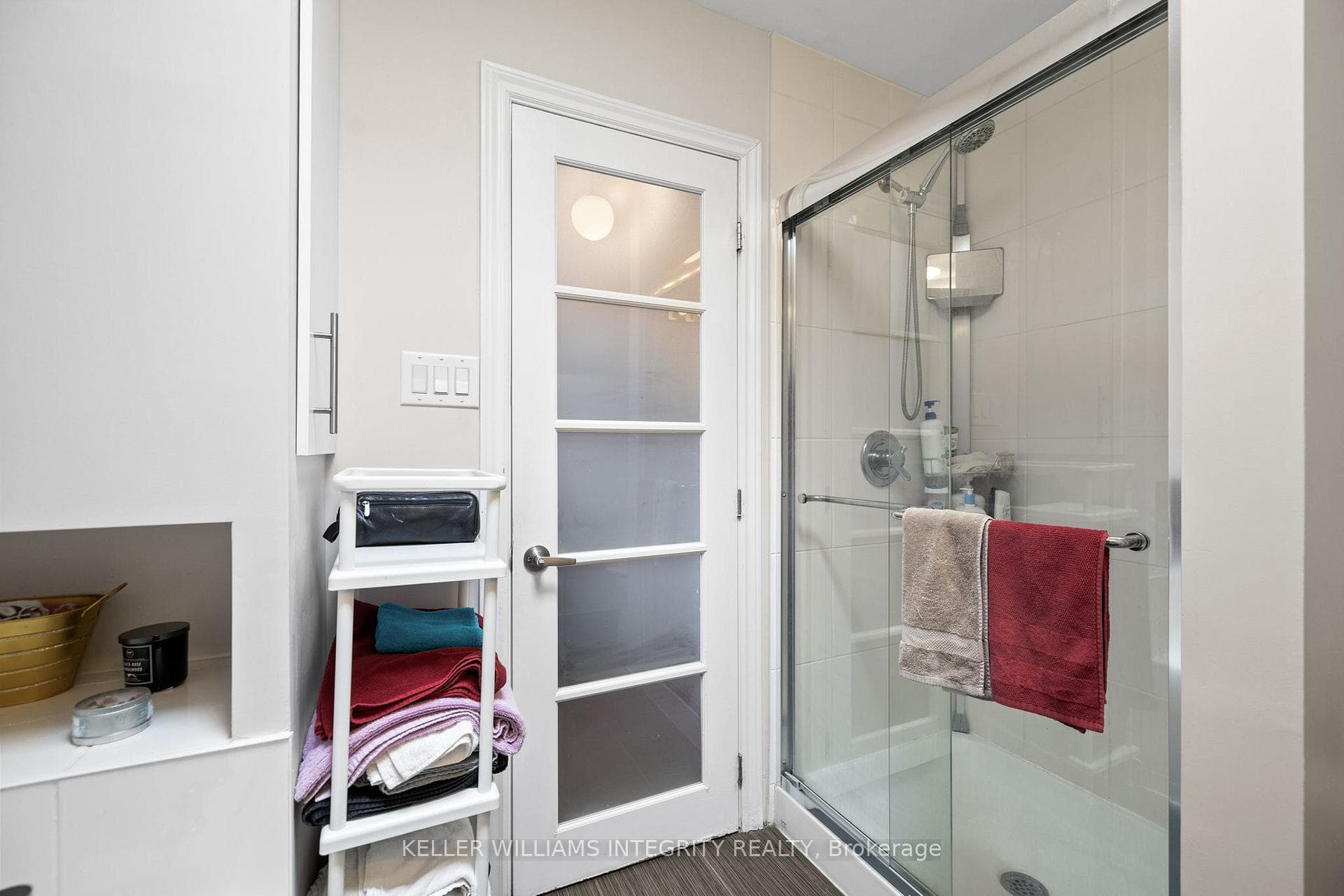 172 COBOURG Street Unit 3 photo 15