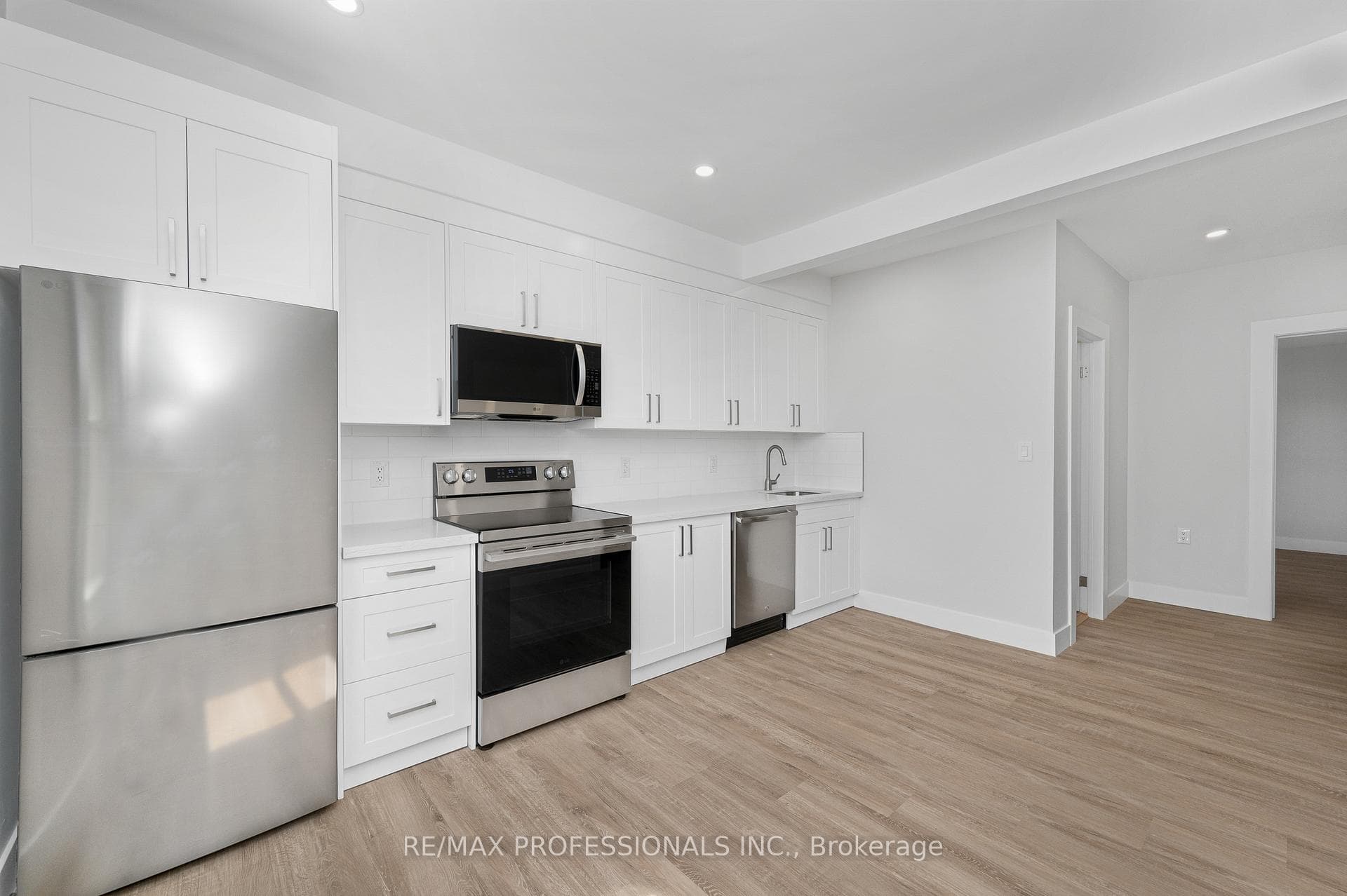 388 Wilson Street Unit #2 photo 5