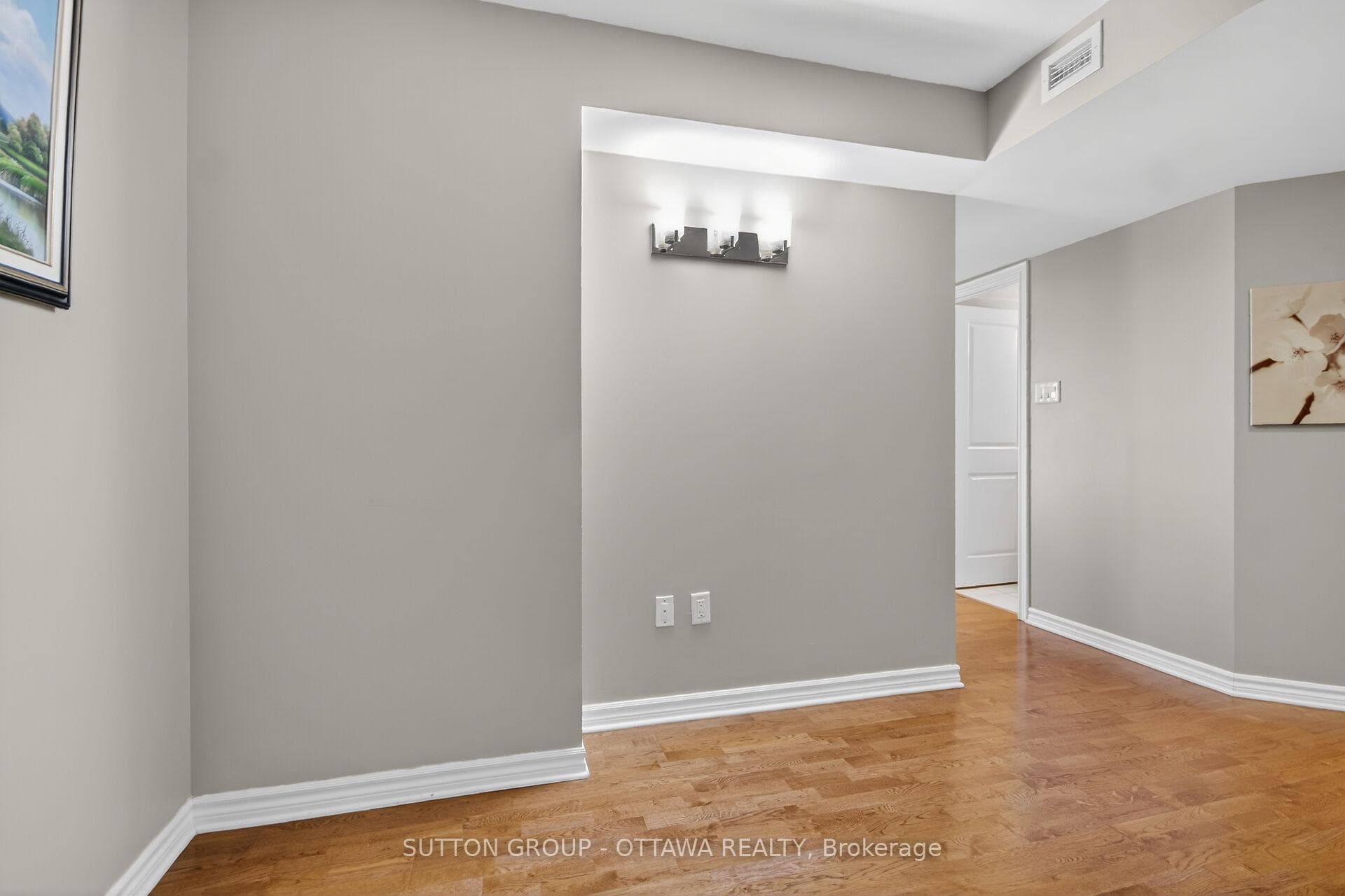 314 Central Park Drive Unit 507 photo 11
