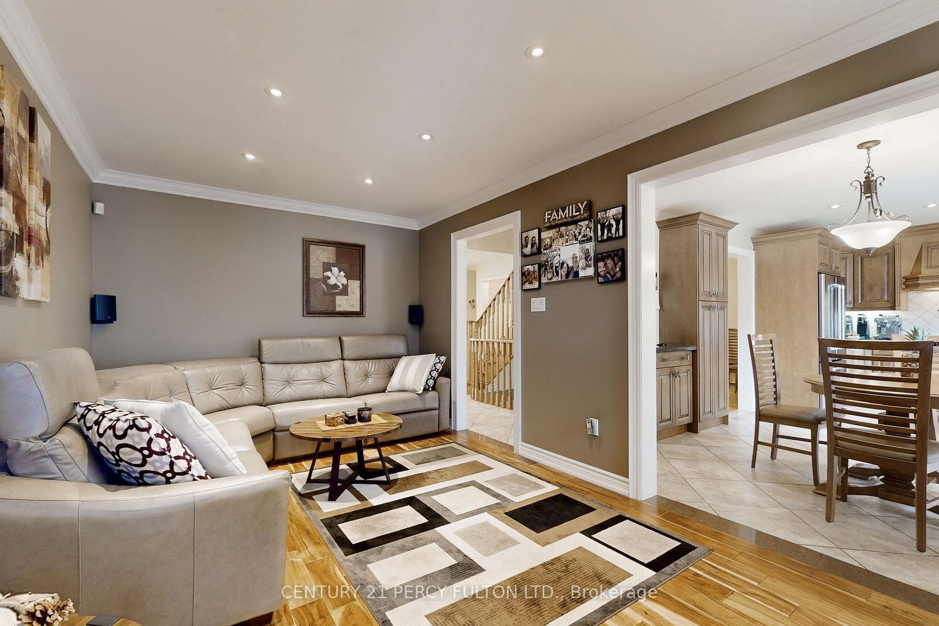 39 Alderwood Street photo 4