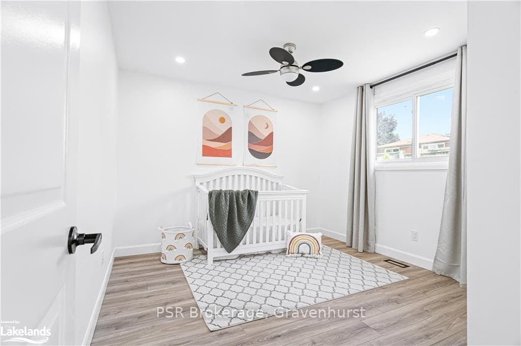 173 BELLINGHAM Drive photo 24