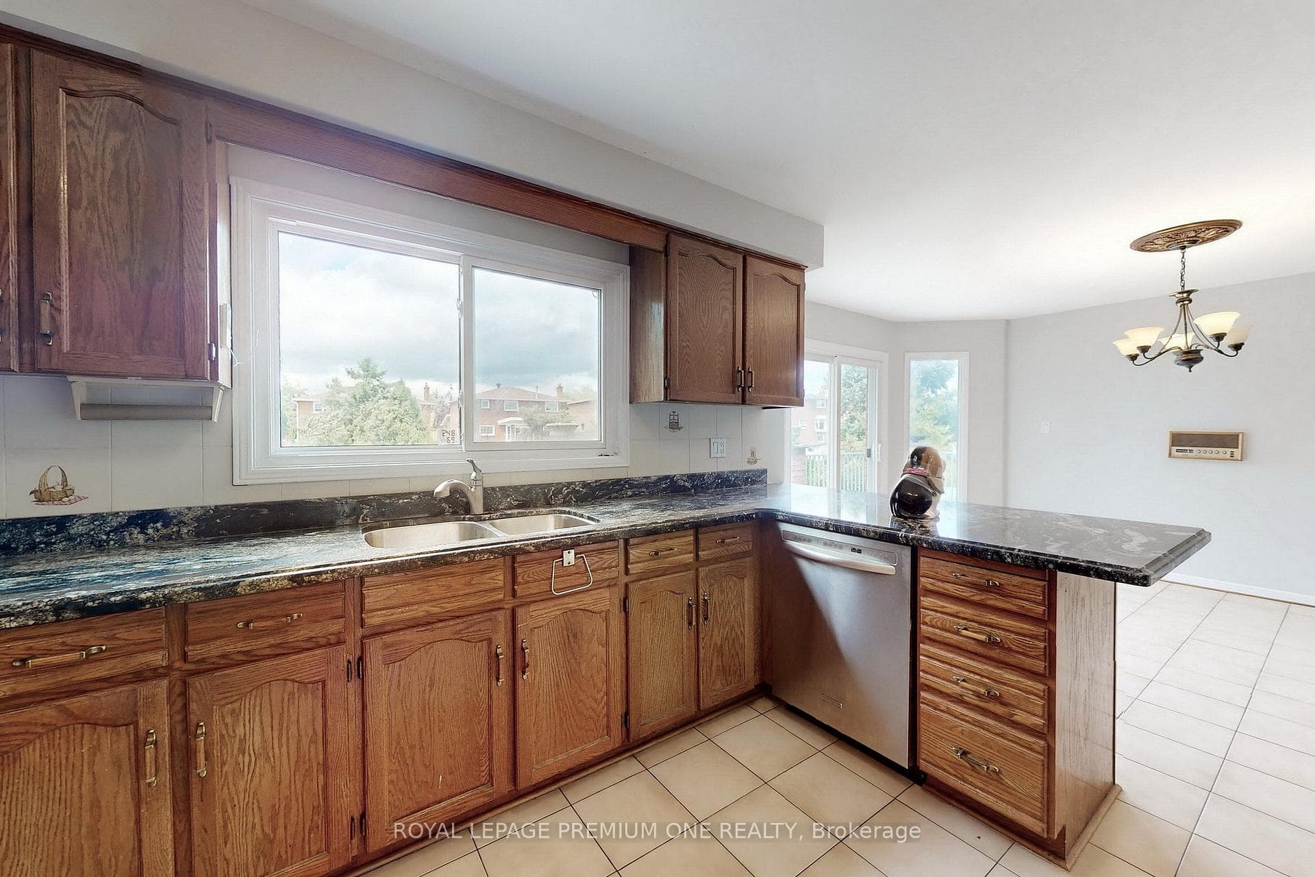 70 Vineyard Court photo 12