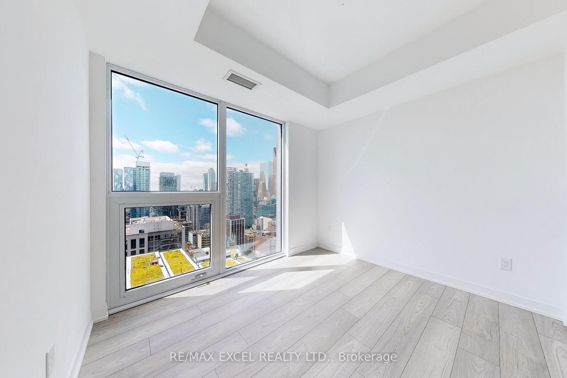 82 Dalhousie Street Unit 3803 photo 21