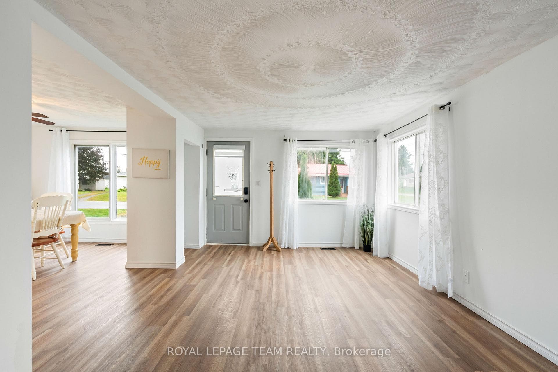 3069 WALKER Street photo 33