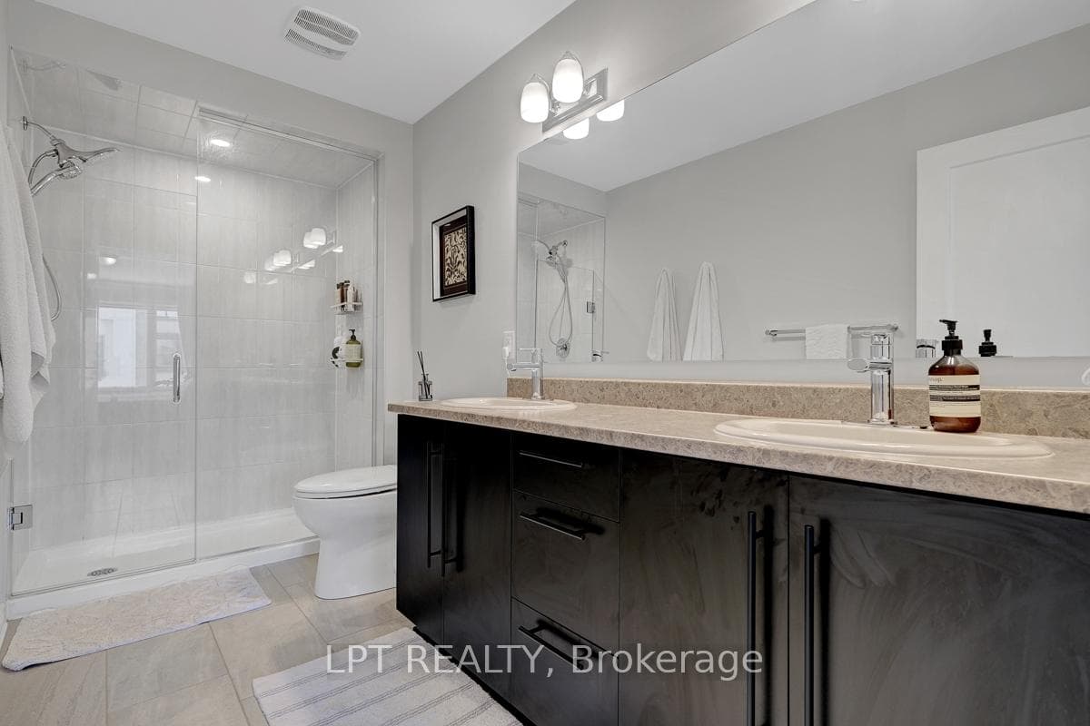 815 Kiniw Private photo 28
