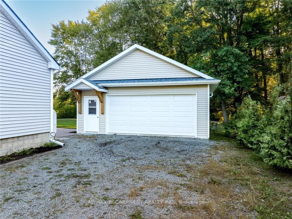 52877 Putman Road photo 3
