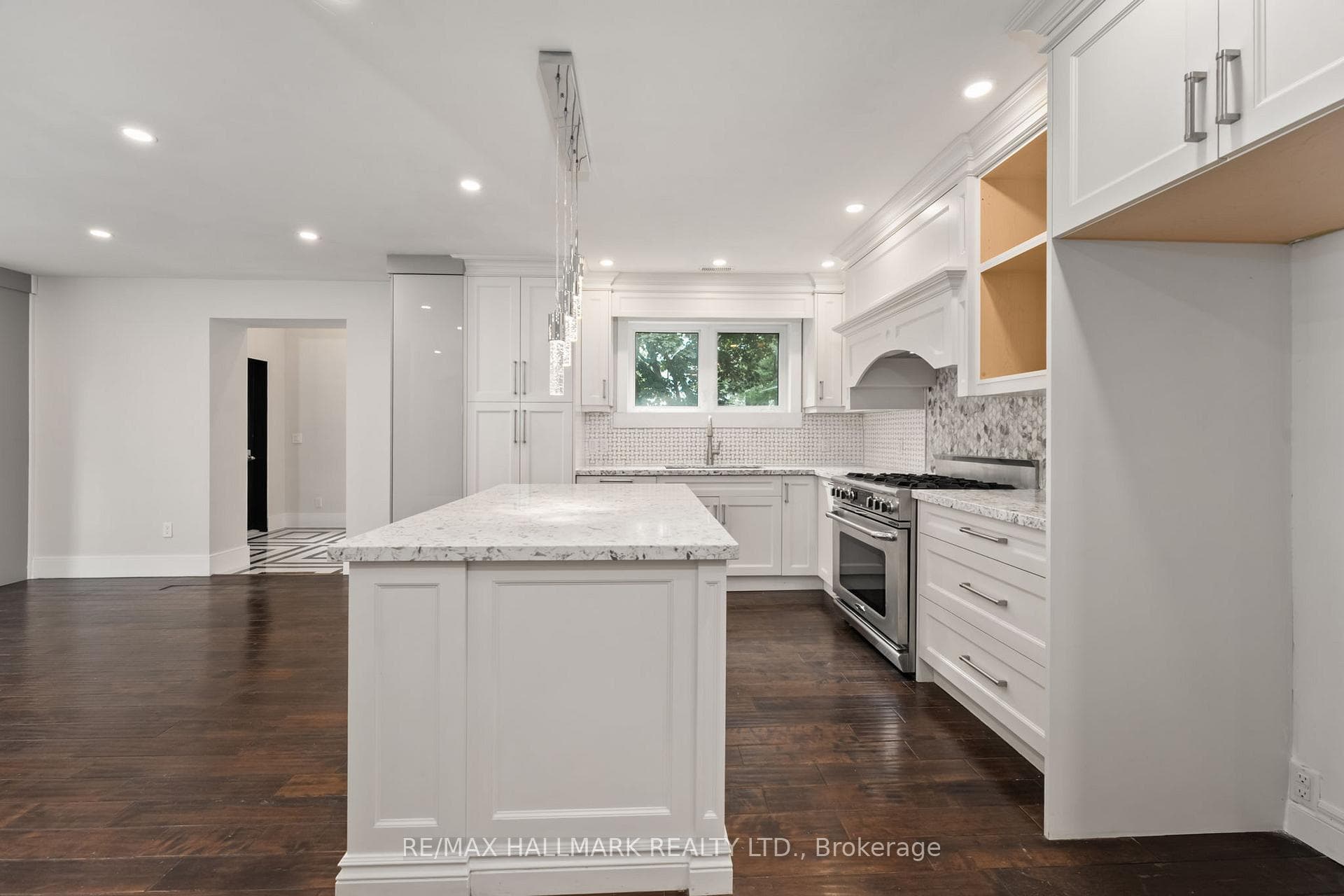 21 King High Avenue photo 5