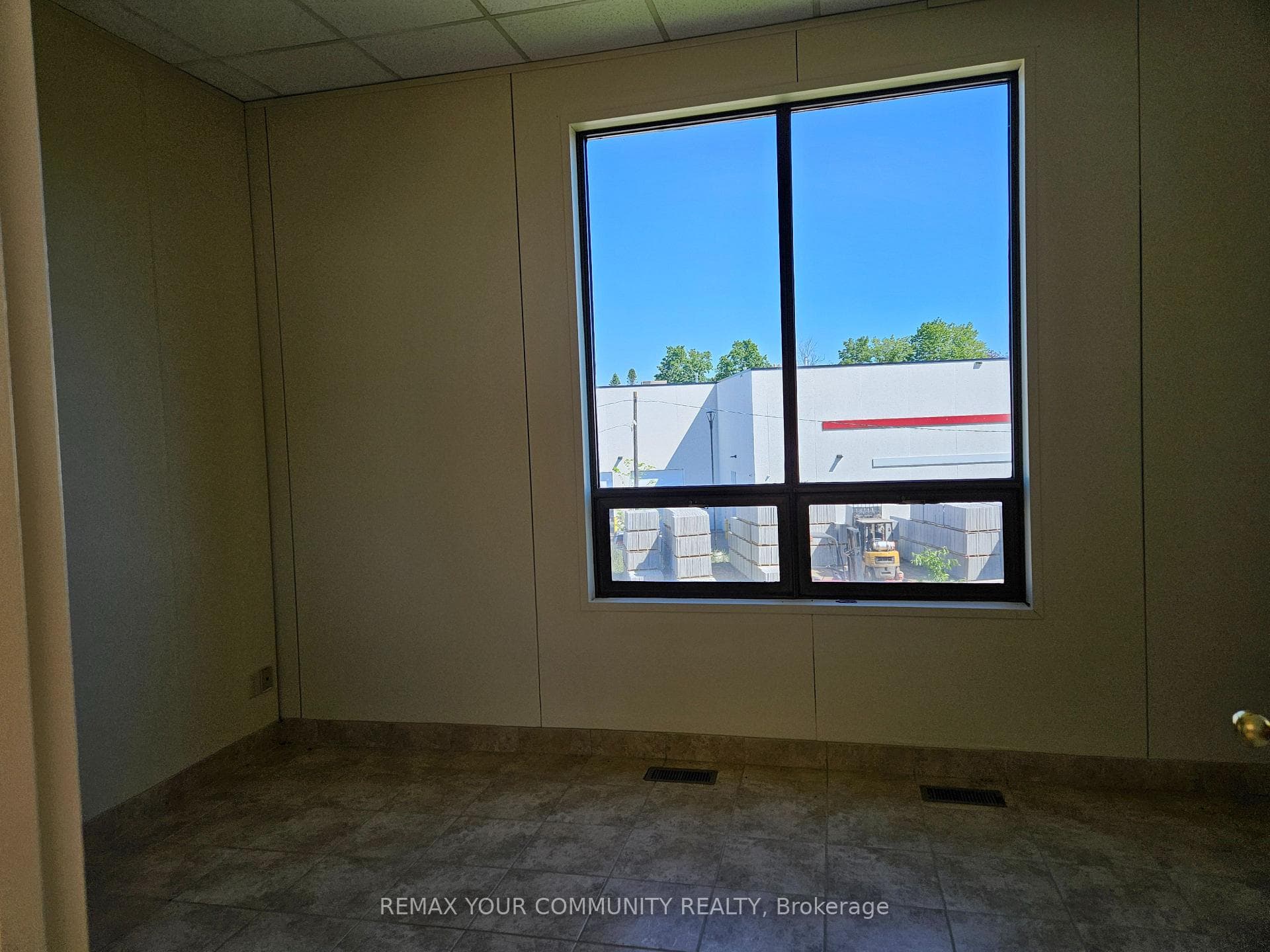 20 McDonald Street photo 14