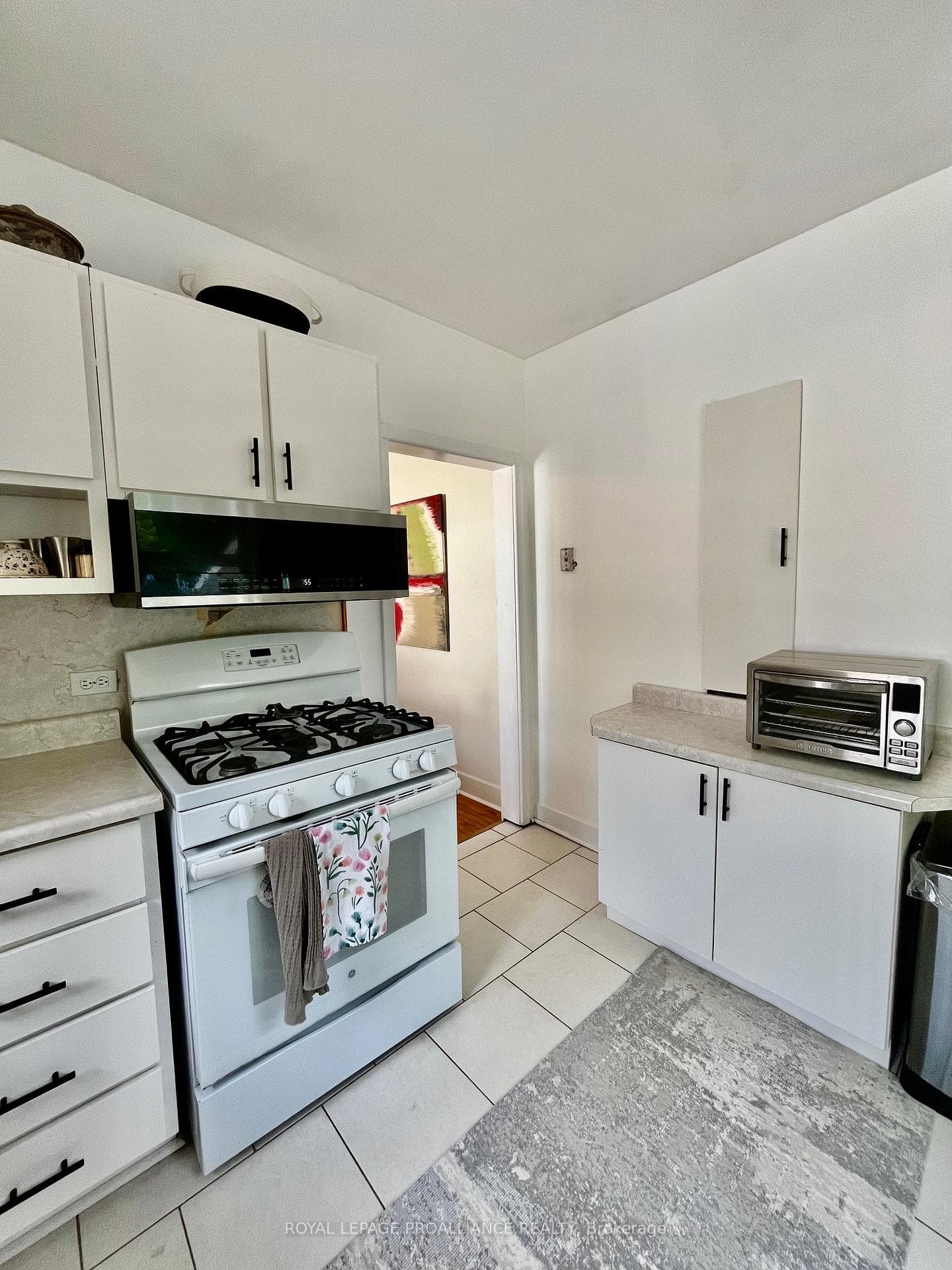 98 Ware Street photo 13