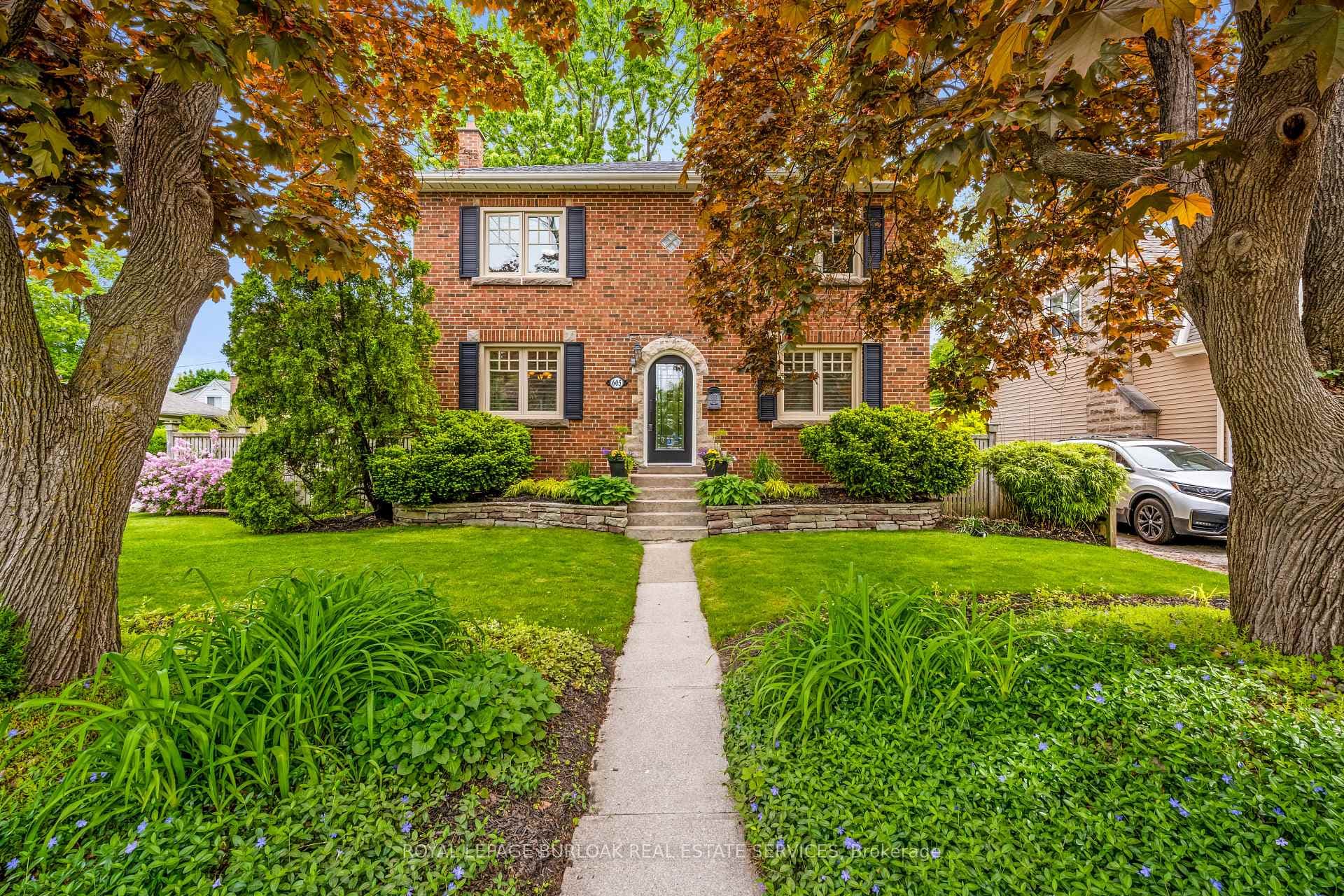 605 Emerald Street photo 7