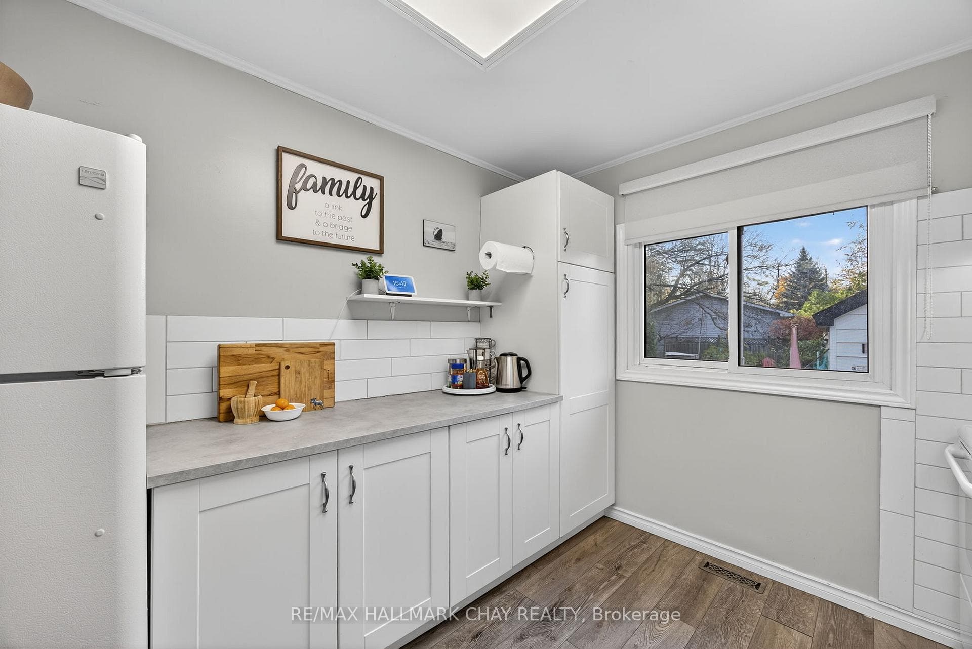 2036 Northern Avenue photo 11