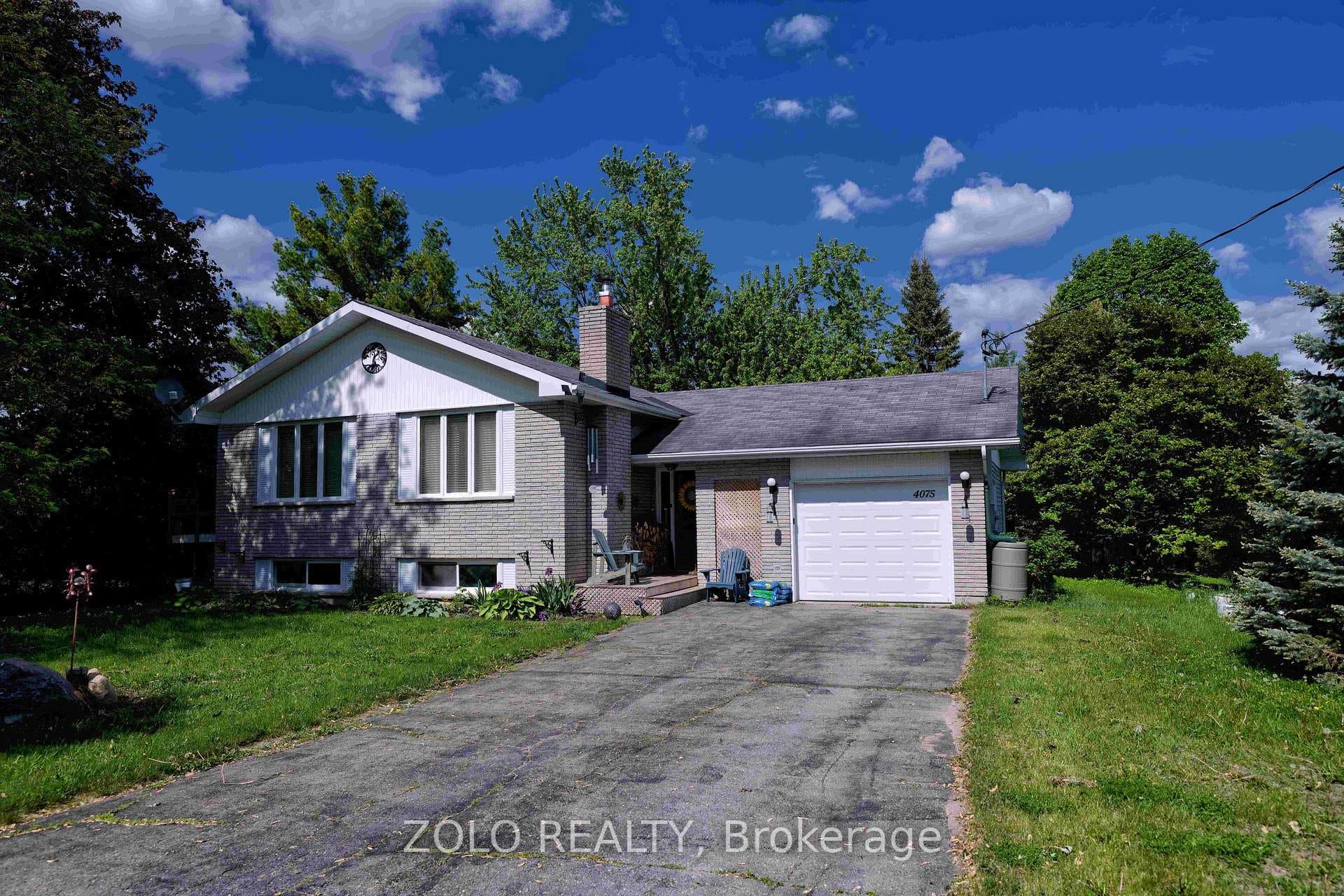 4075 Lafortune Drive photo 1