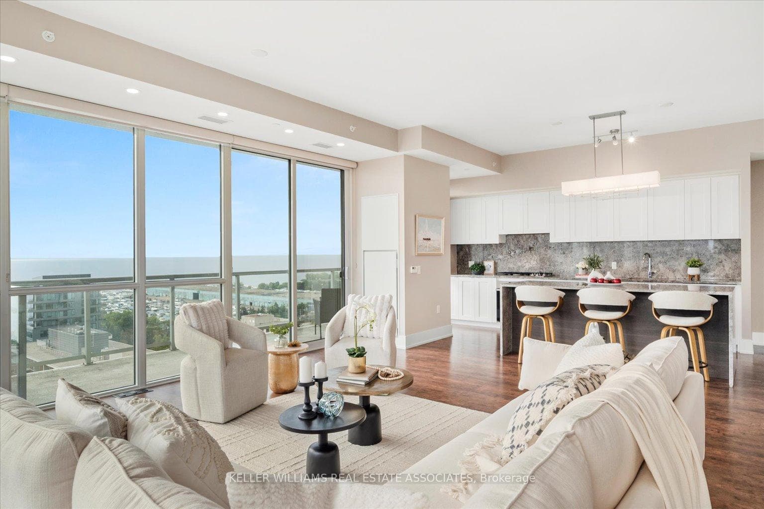South Views overlooking Lake