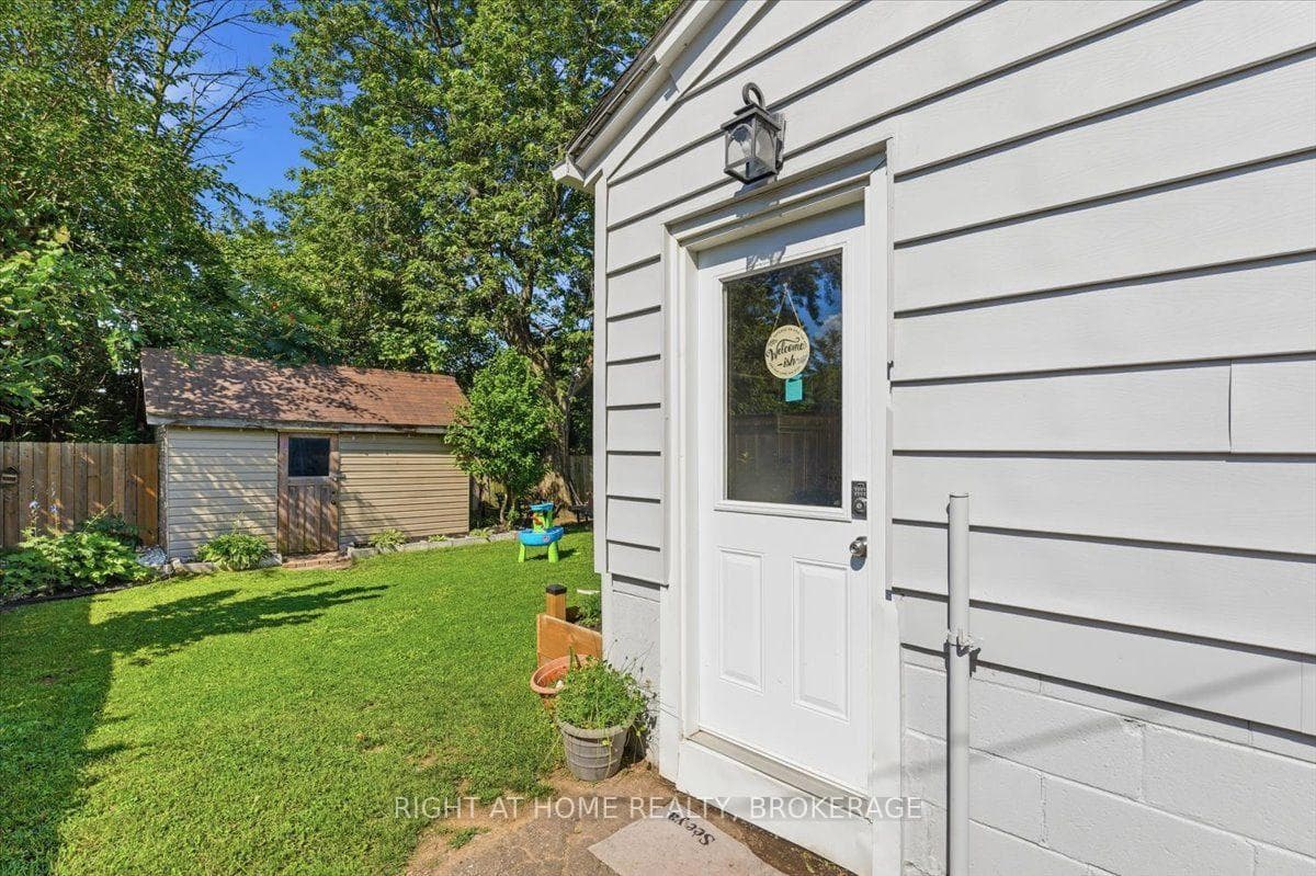63 Plymouth Avenue photo 30