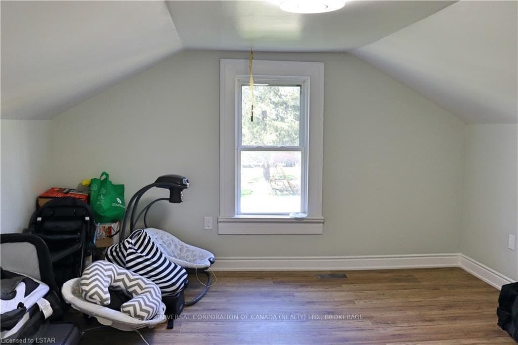 31 BARRETT Street photo 29