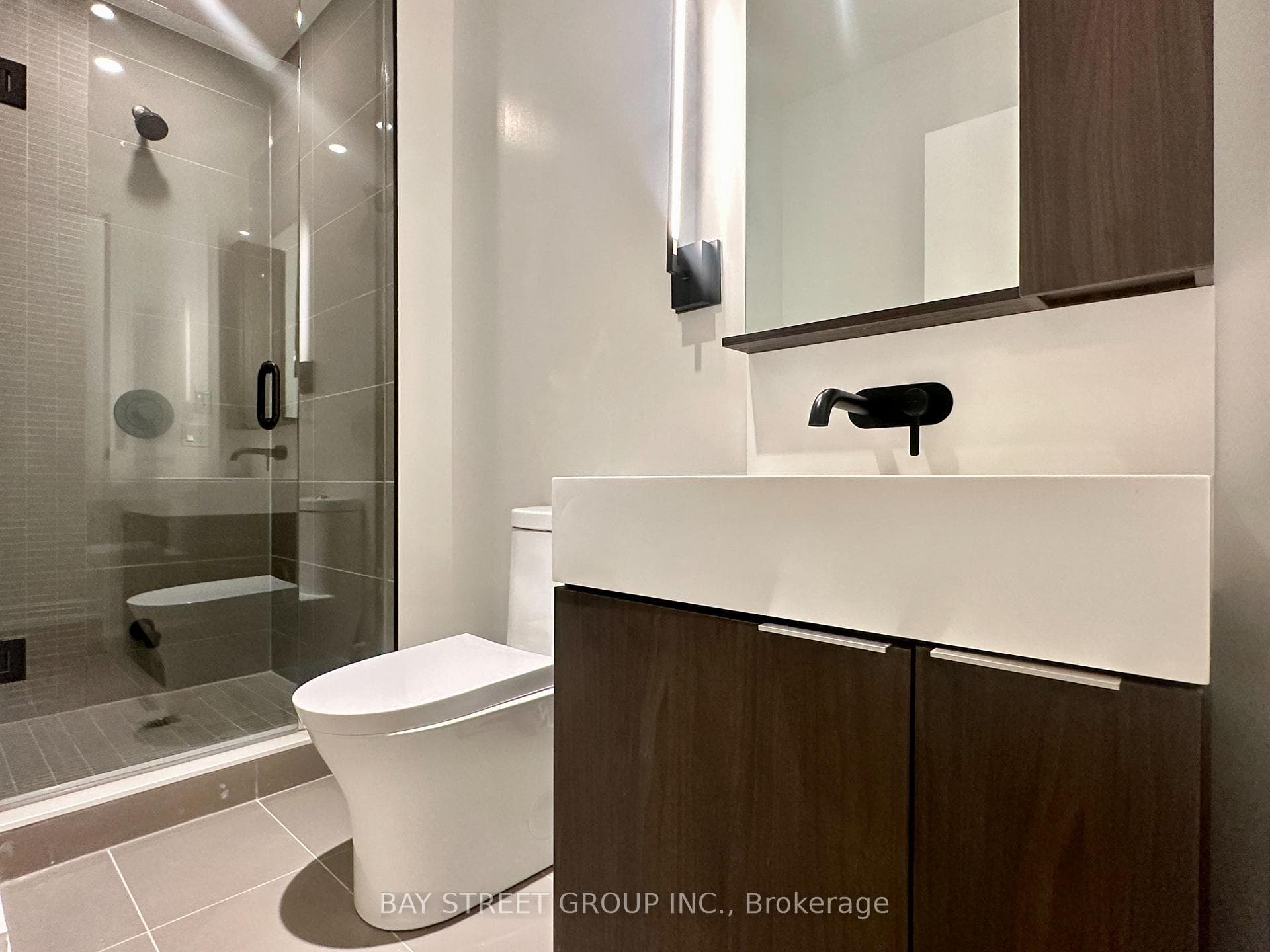 117 BROADWAY Avenue Unit 611 photo 9