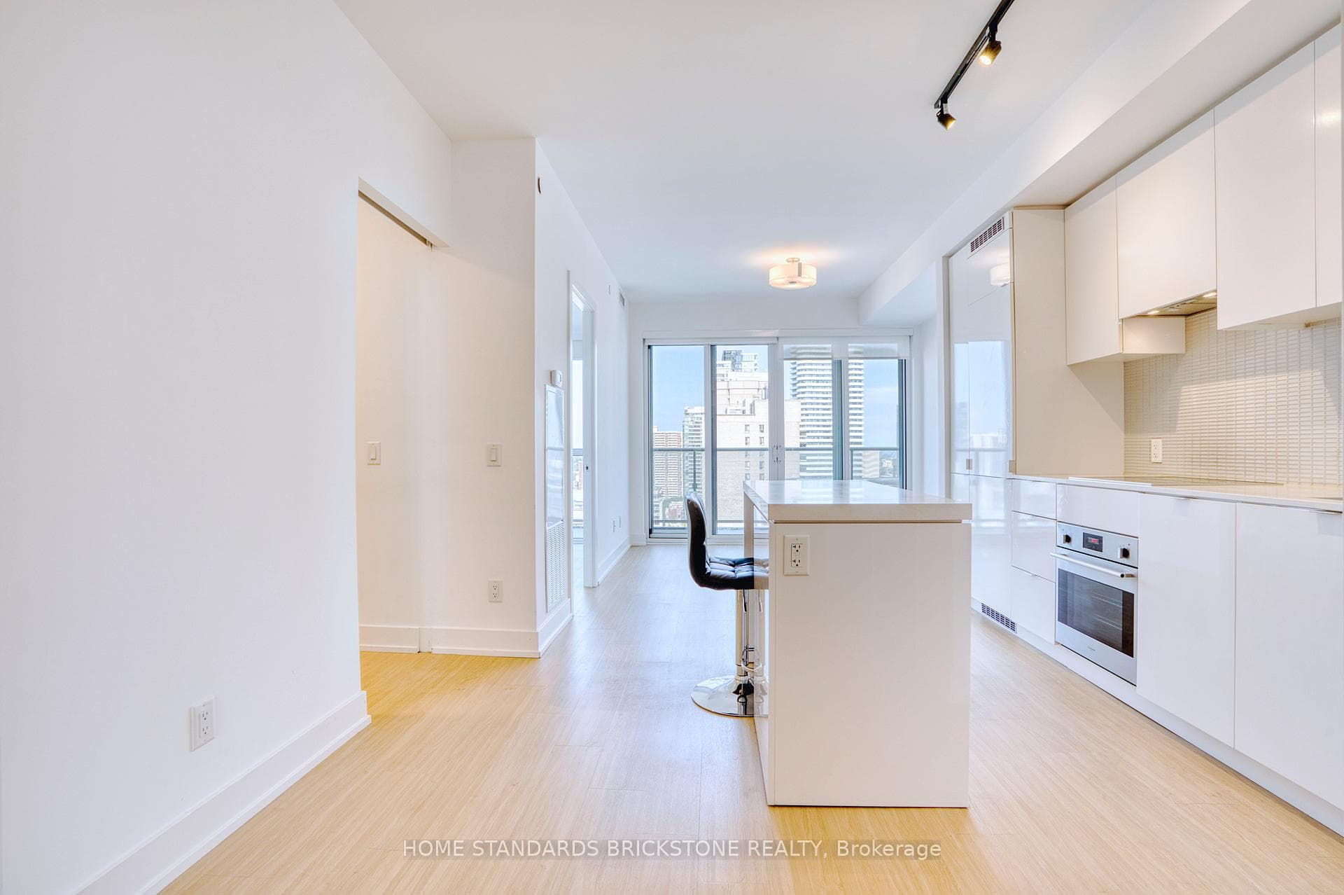 7 Grenville Street Unit 2406 photo 8