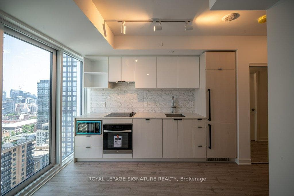 252 Church Street Unit 2807 photo 9