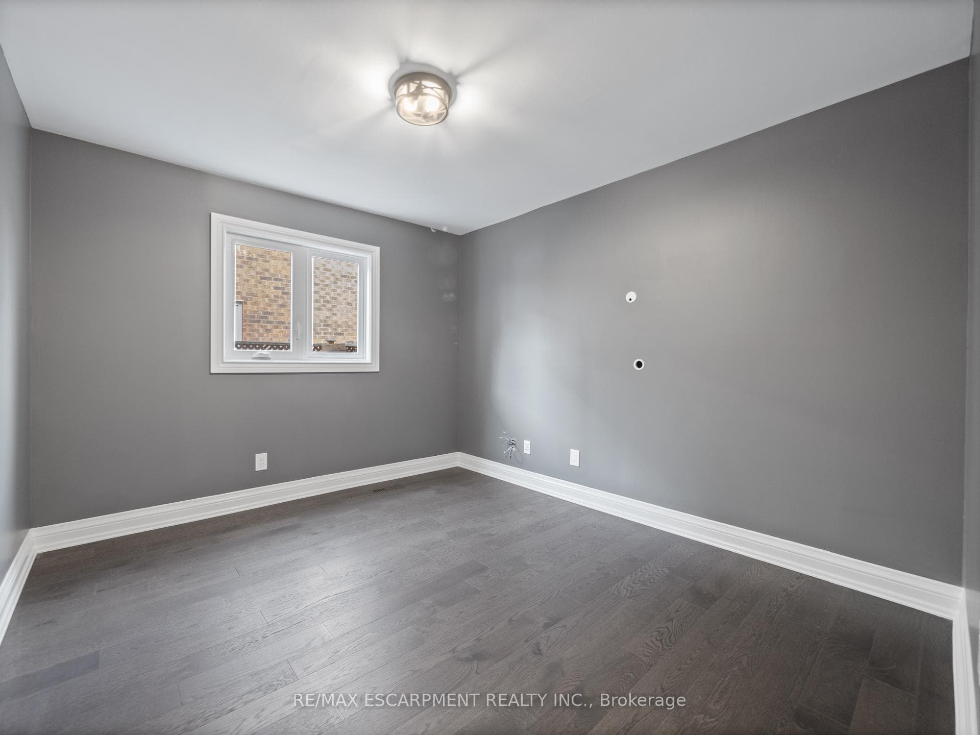 1400 Stationmaster Lane photo 19