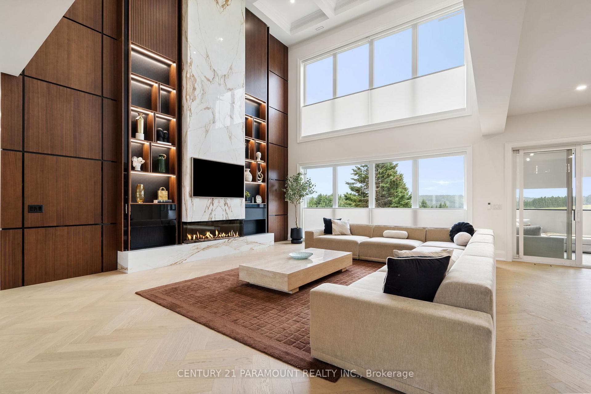16322 Hillview Place photo 11