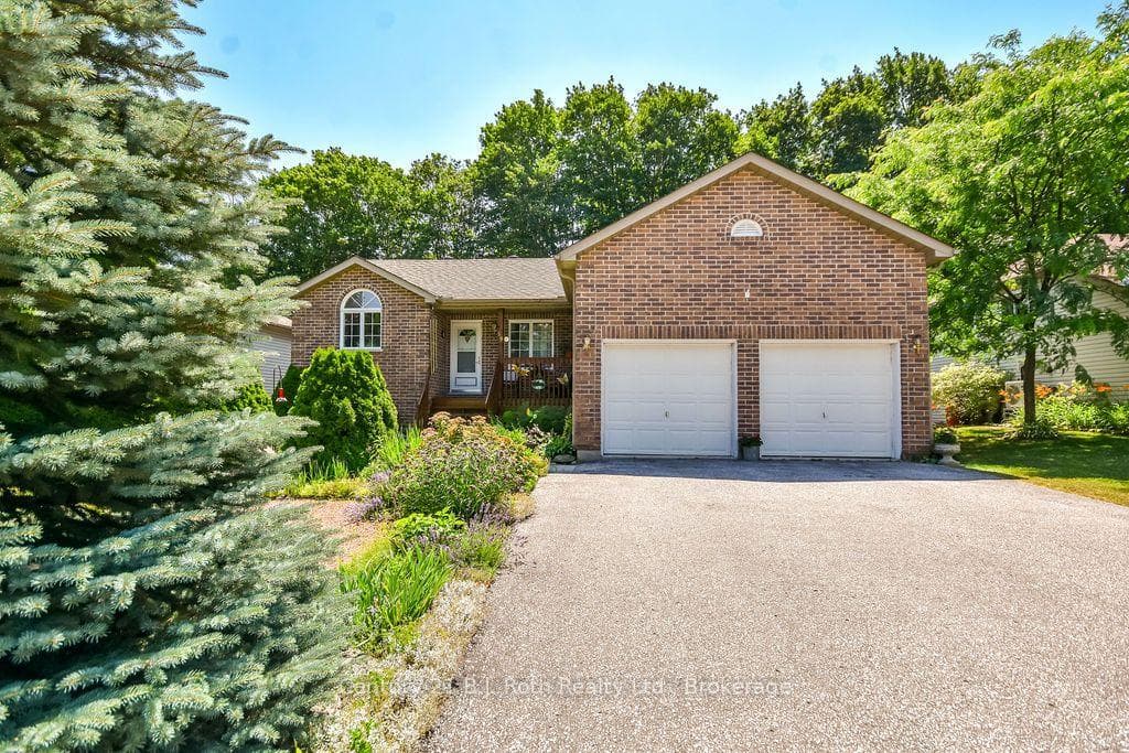 59 Anderson Crescent photo 2