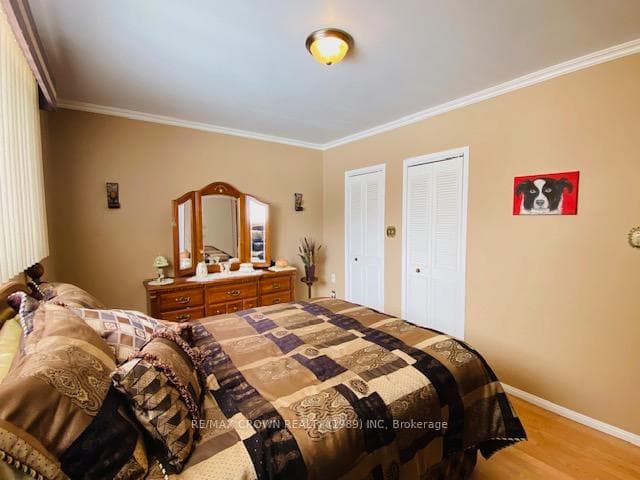 36 Seventh Ave Crescent photo 15
