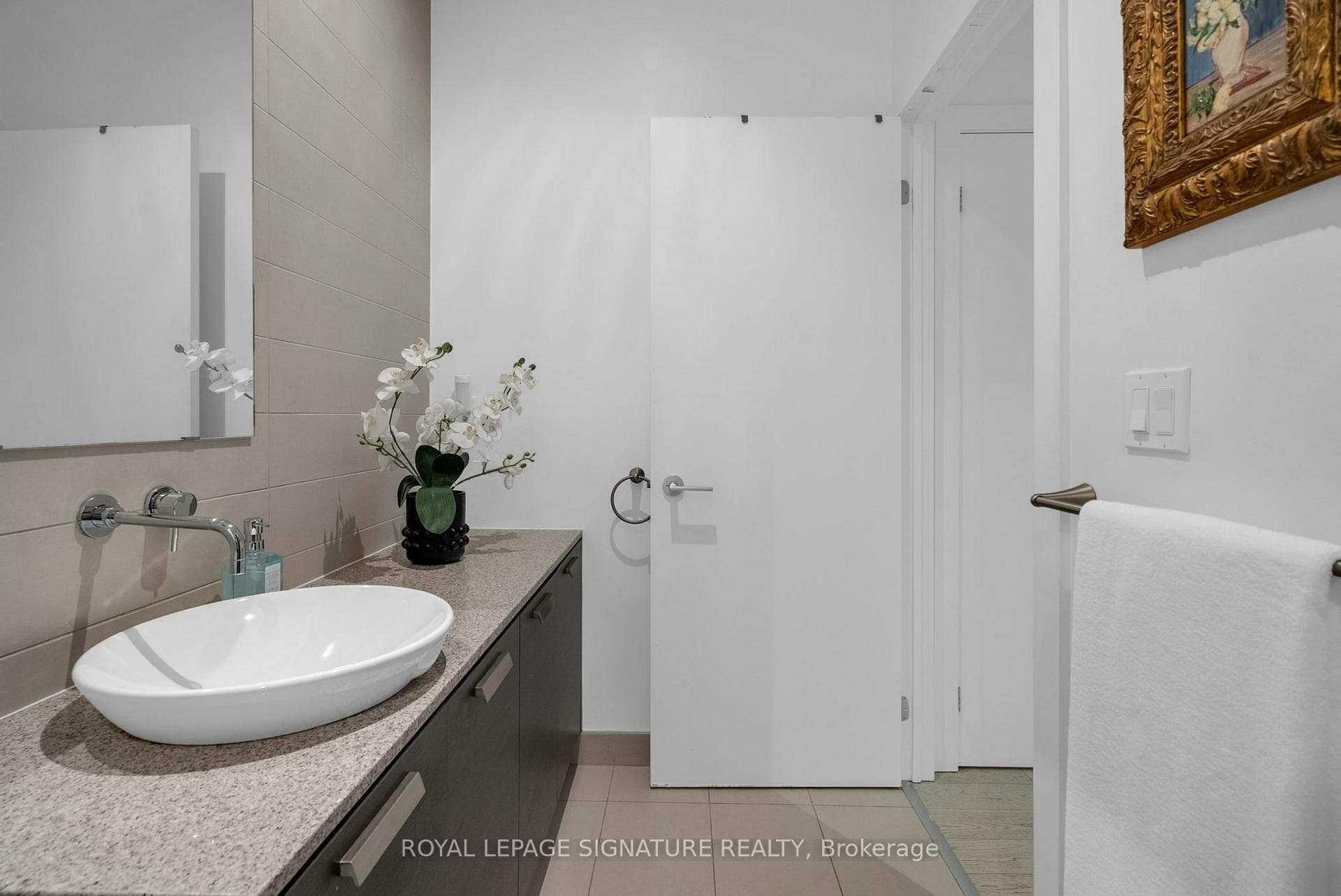 66 Kippendavie Avenue Unit 206 photo 27