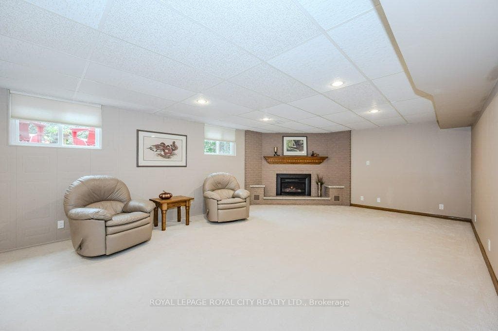 128 Harvard Road photo 23