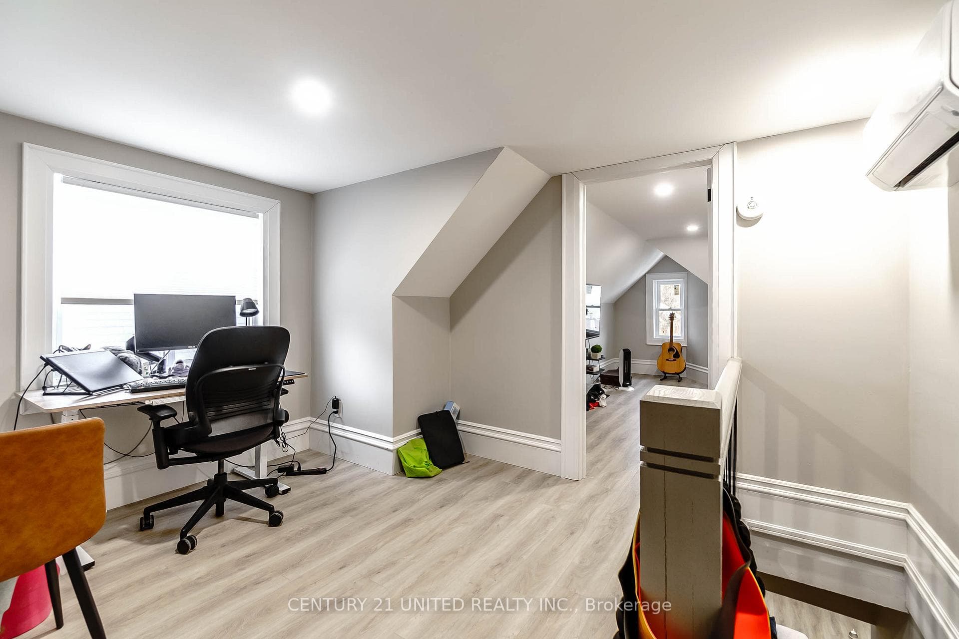 218 Park Street photo 41