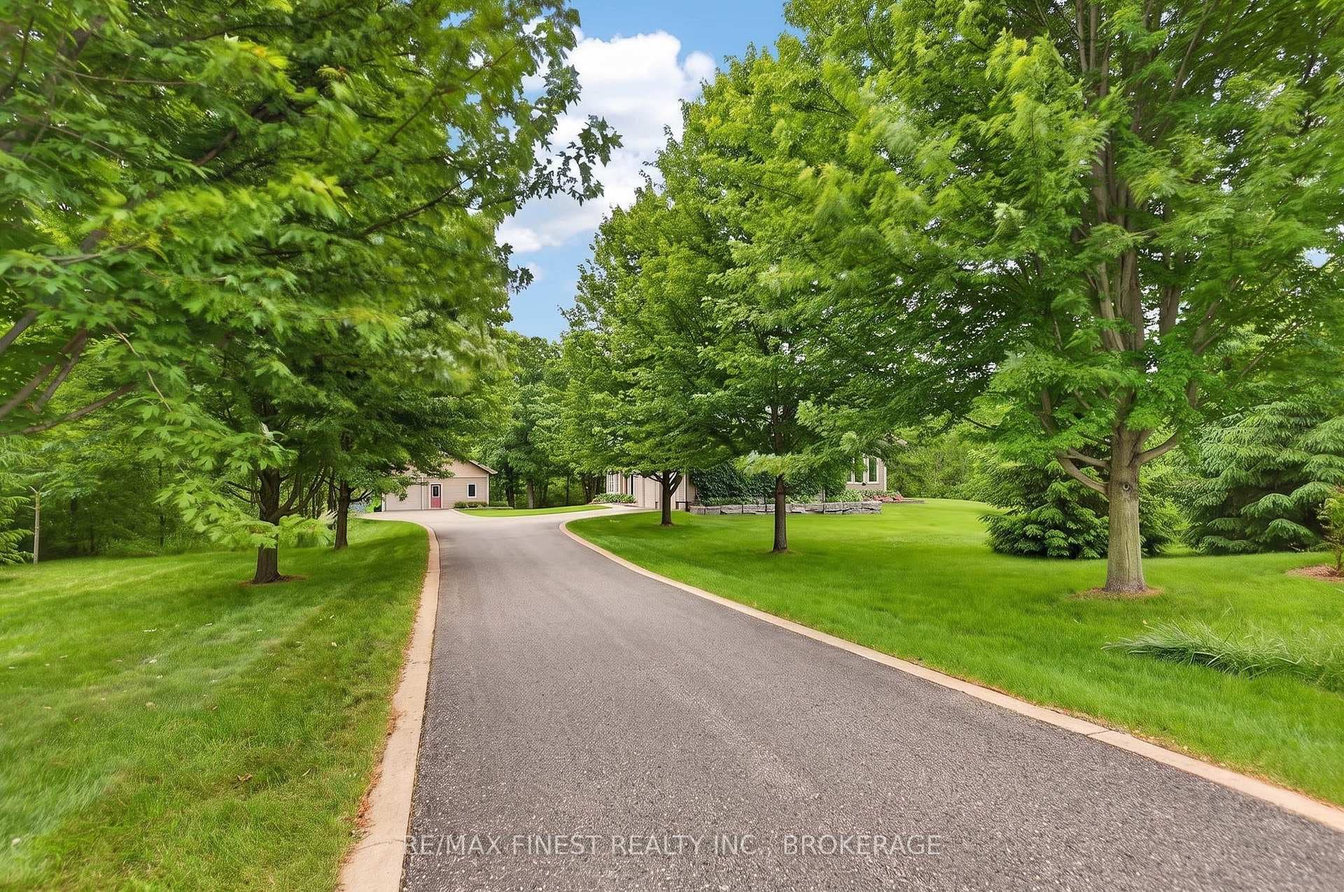 503 Deerview Drive photo 5