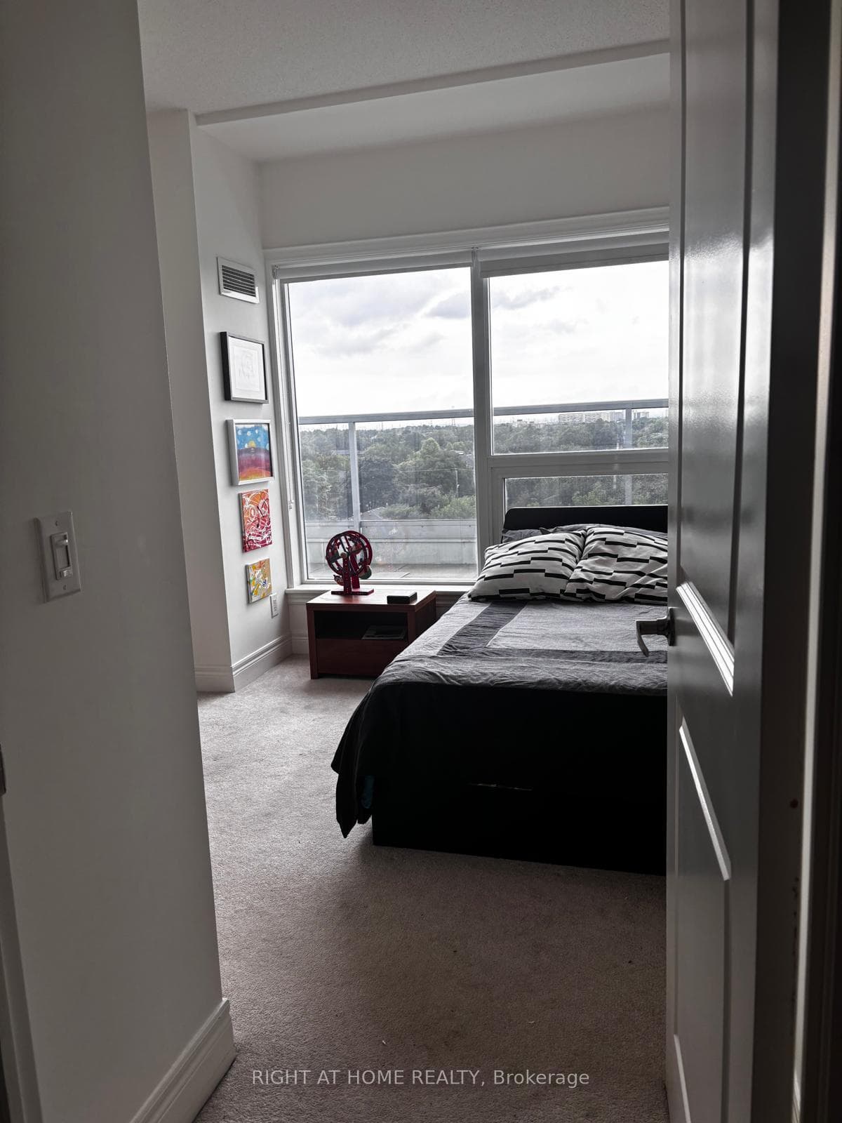 701 Sheppard Avenue Unit 712 photo 24