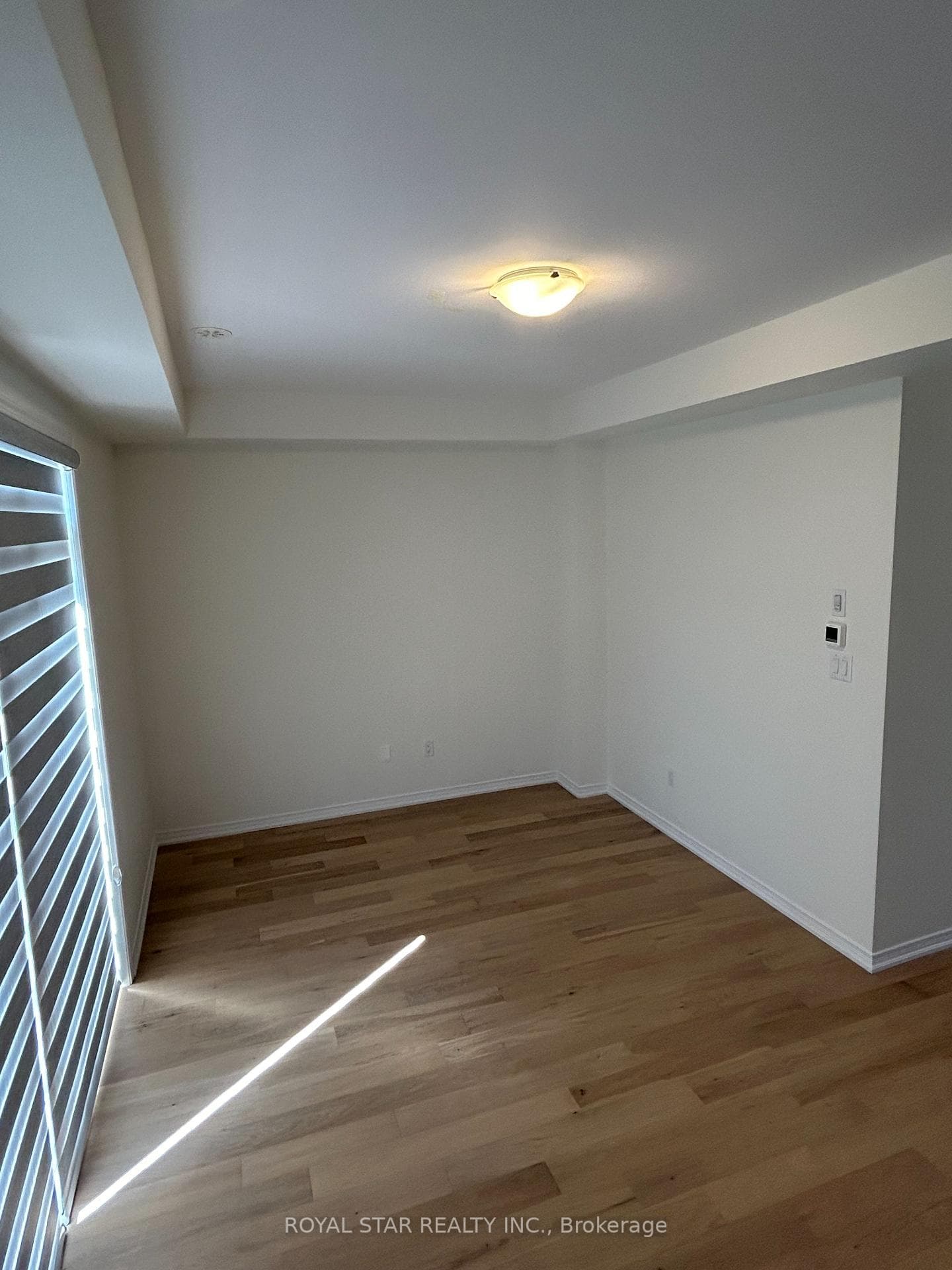 8 Baskett Street photo 11