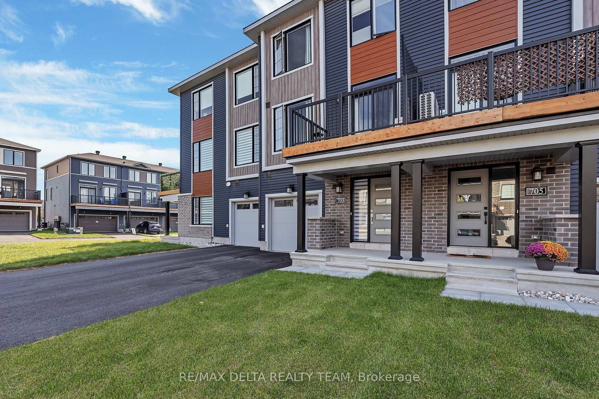 703 Confluence Walk photo 26