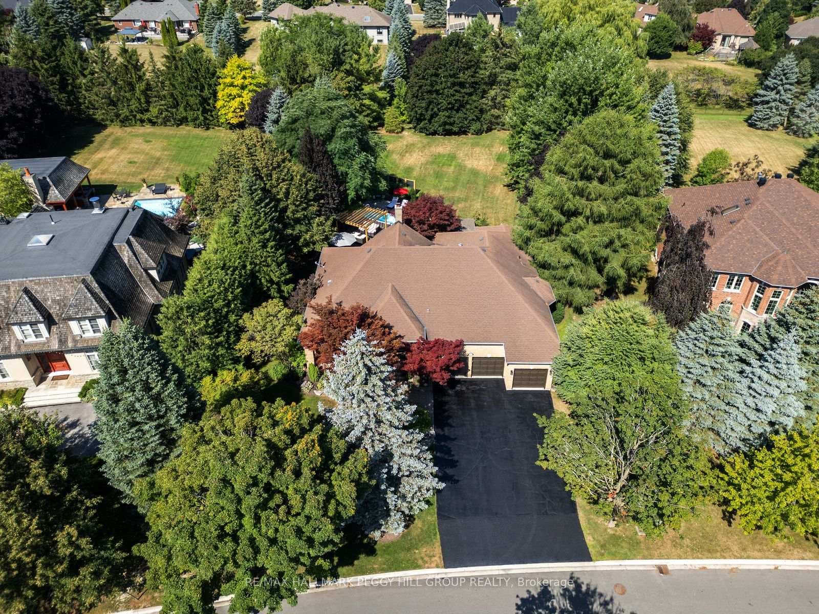 68 Mactaggart Drive photo 30