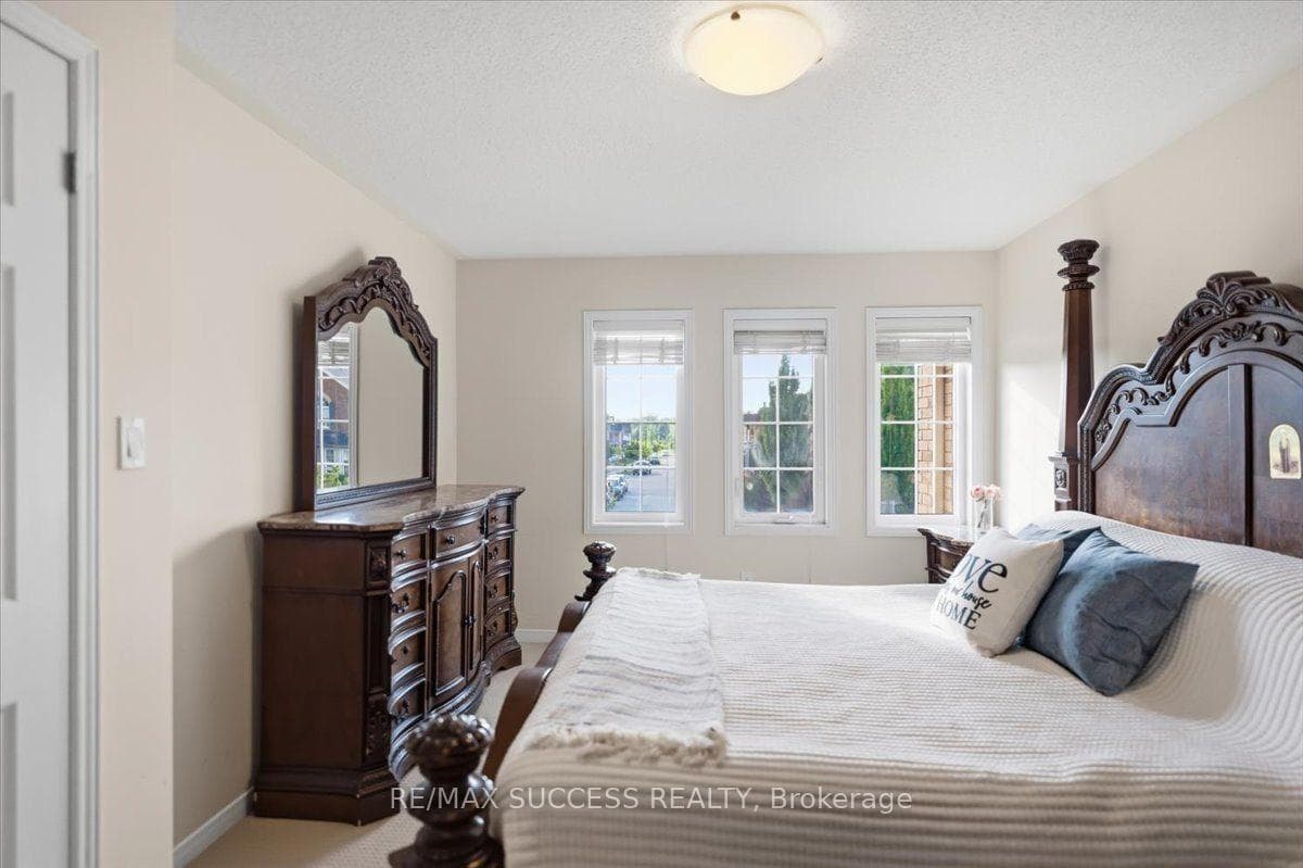 205 Nisbet Boulevard photo 43
