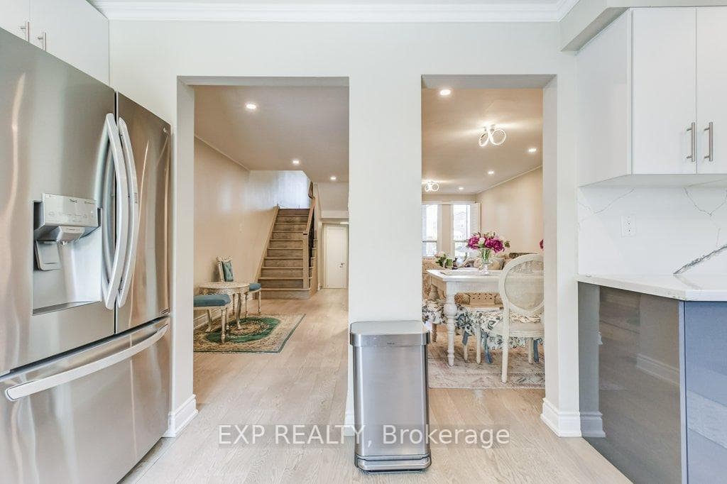 1506 Prince John Circle photo 13