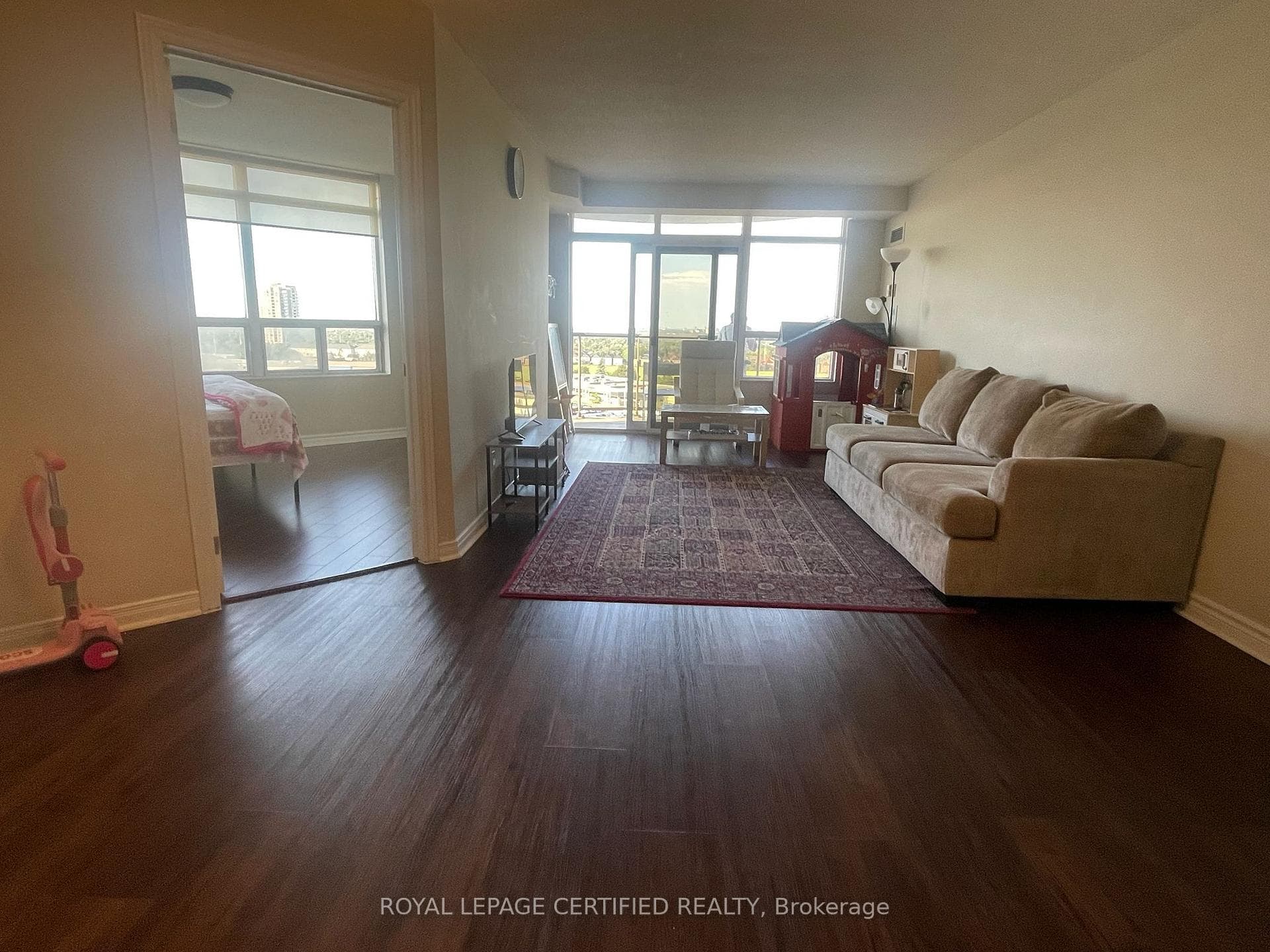 35 Kingsbridge Garden Circle Unit 1208 photo 9