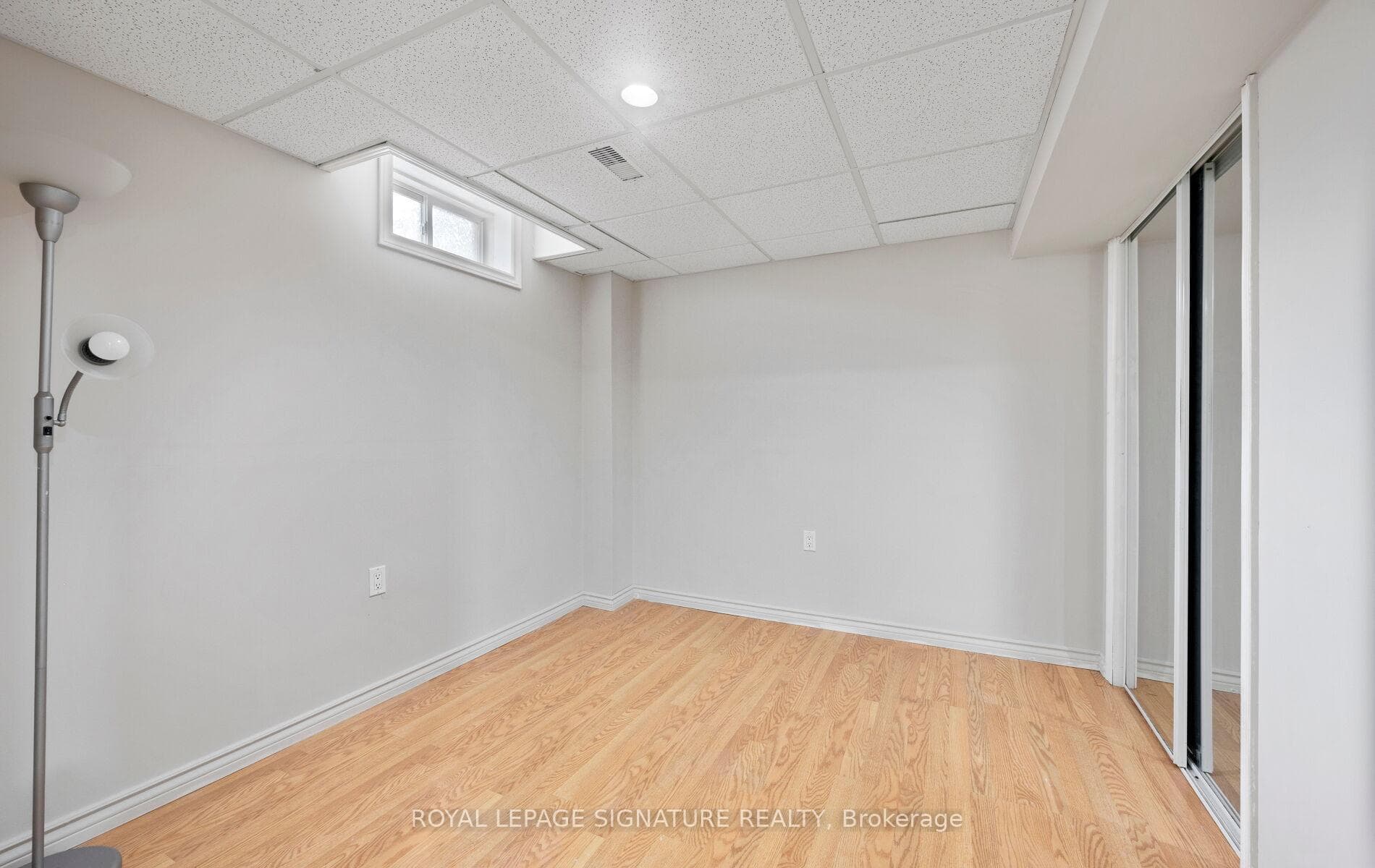 383 Krotone Crescent photo 42